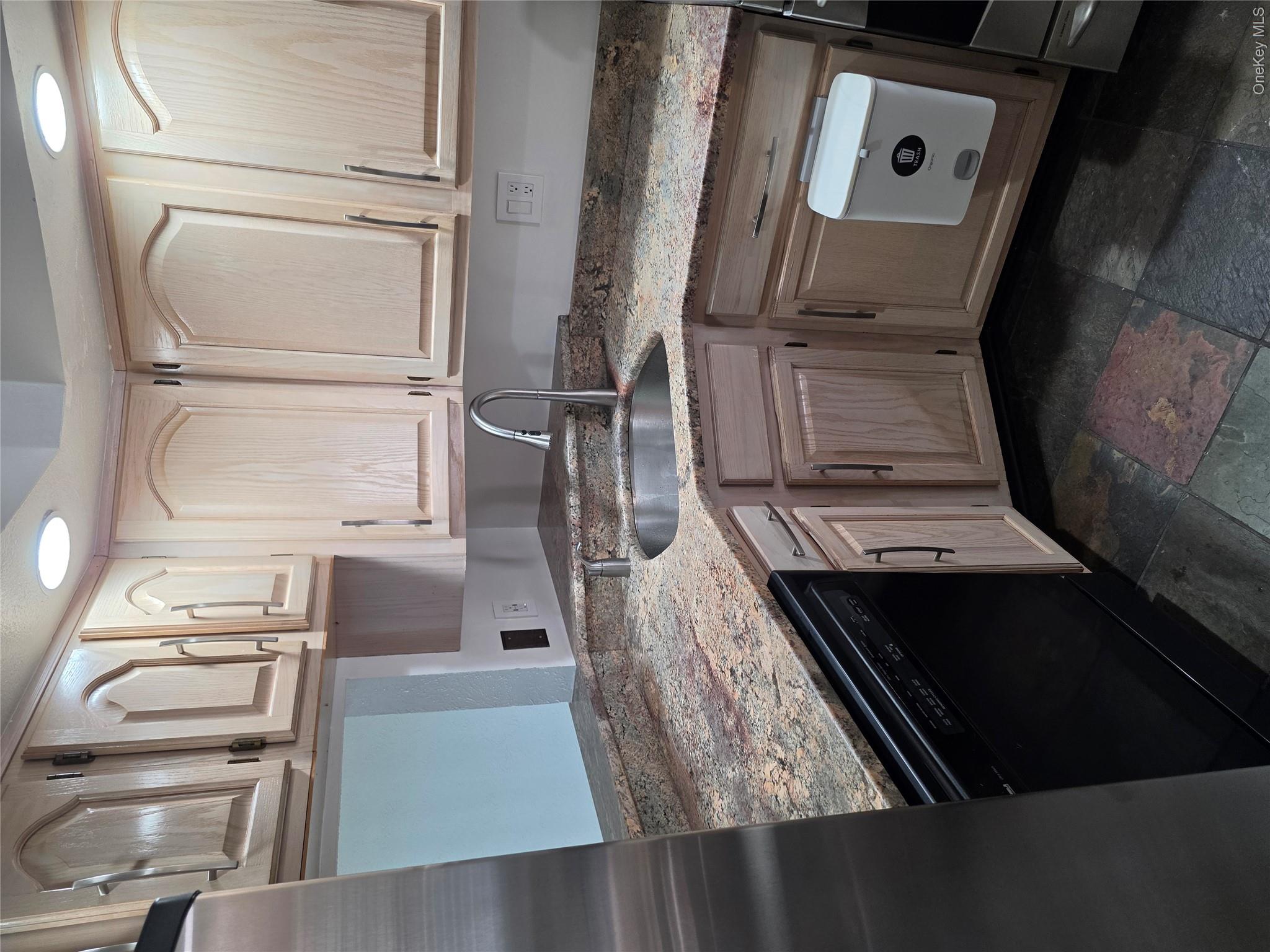 75 Spruce Ridge Drive – For Rent photo 8