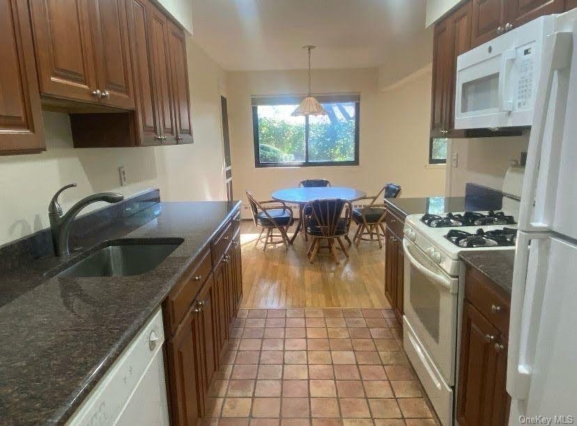 6 W. lawrence Park Drive, Unit 2