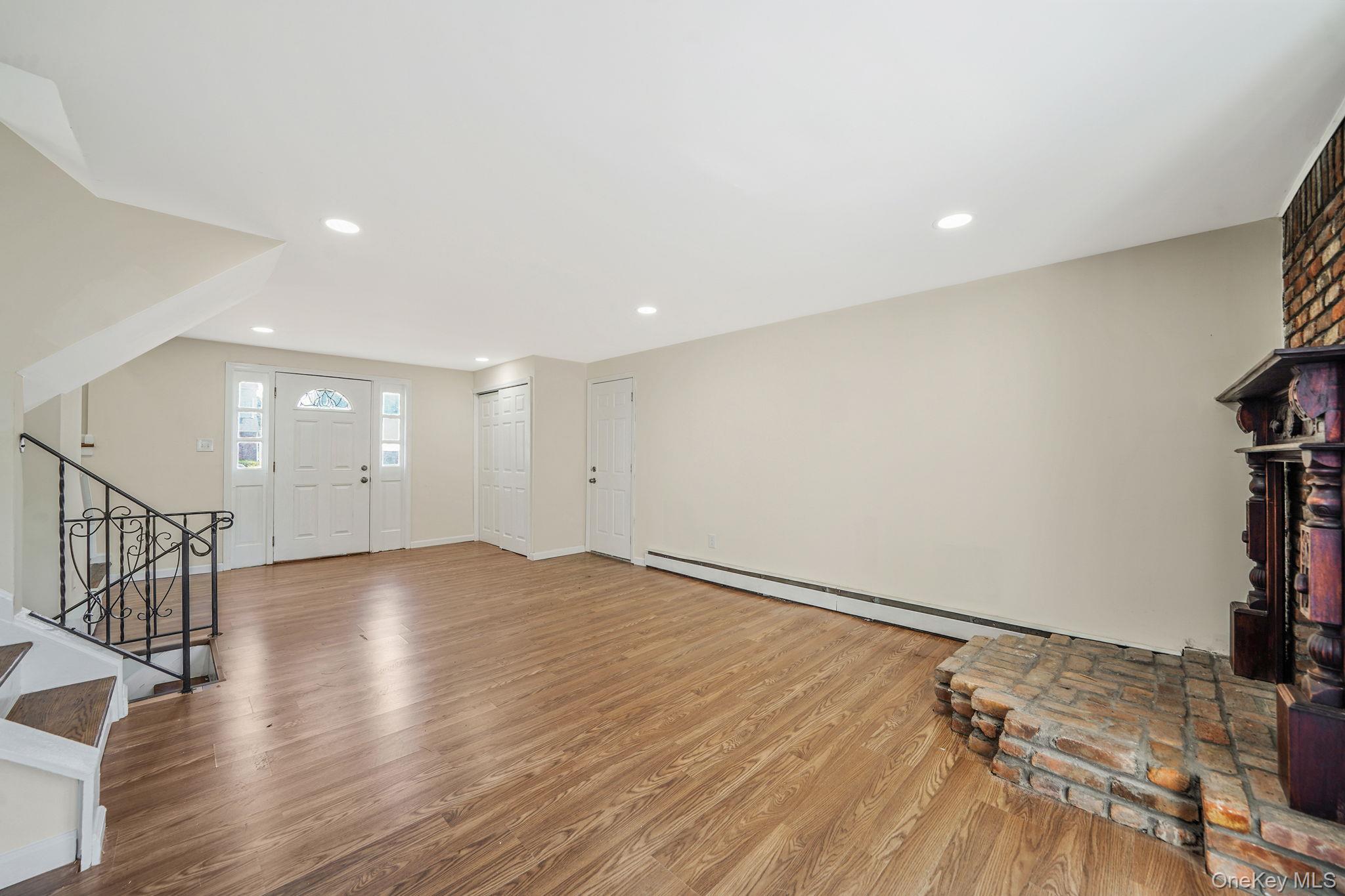 180 Branch Avenue – For Sale photo 4