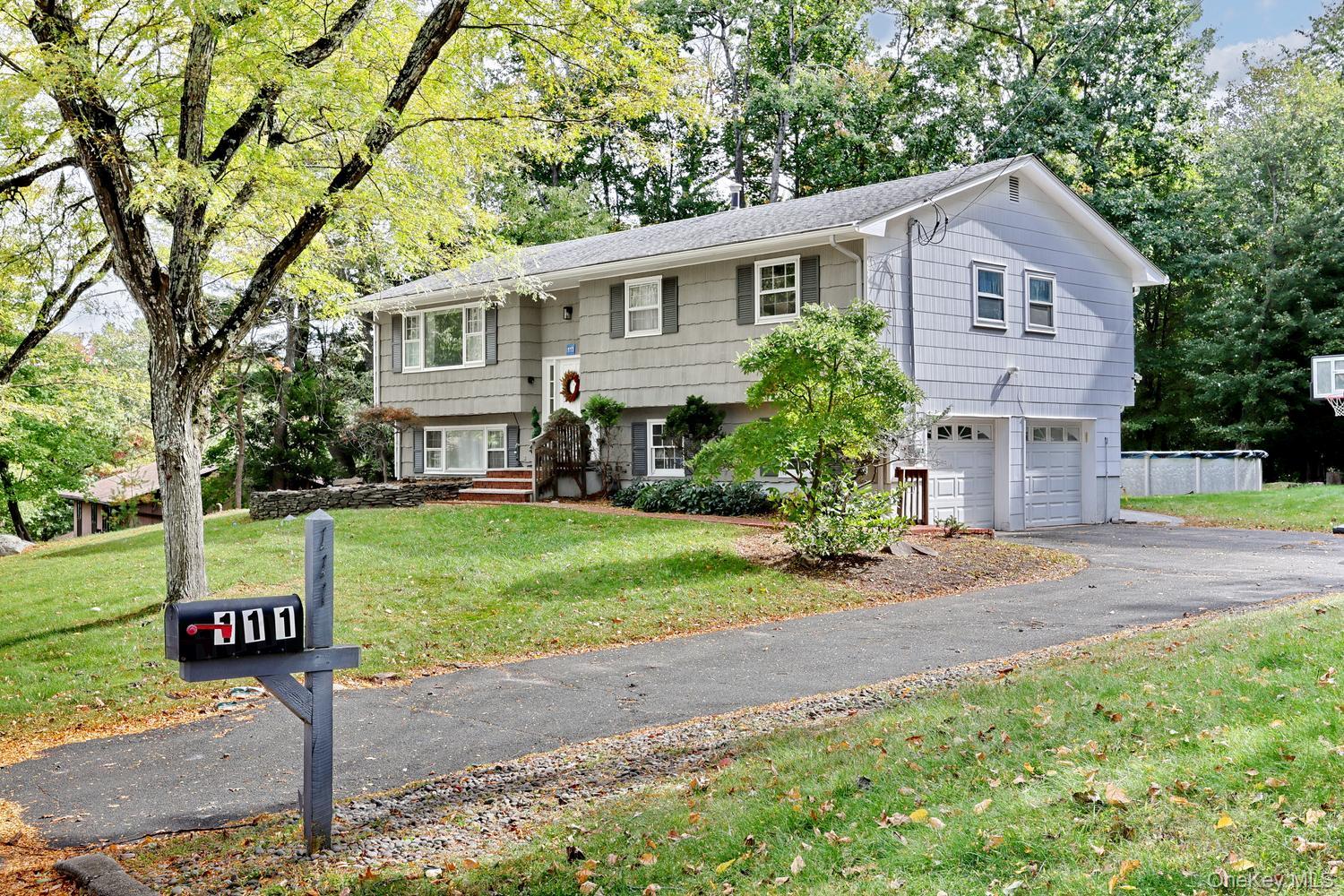 111 Smith Hill Road – For Sale
