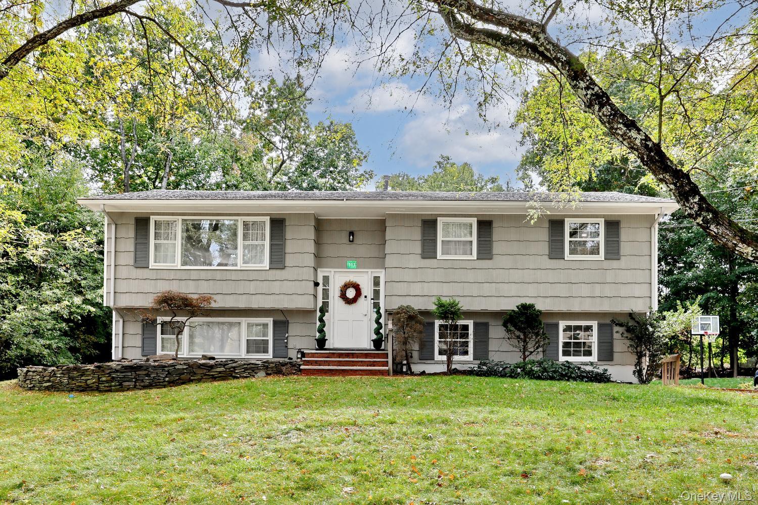 111 Smith Hill Road – For Sale photo 2