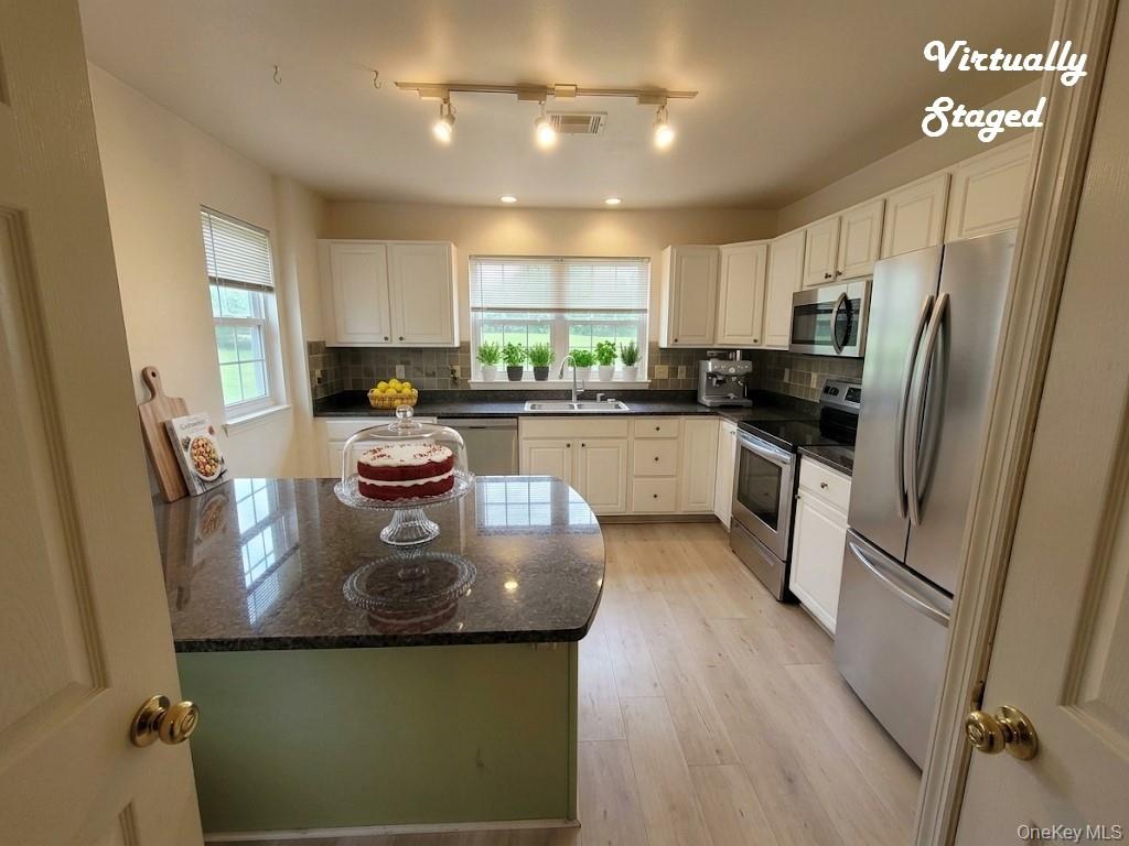 120 Highwood Drive – For Sale photo 2