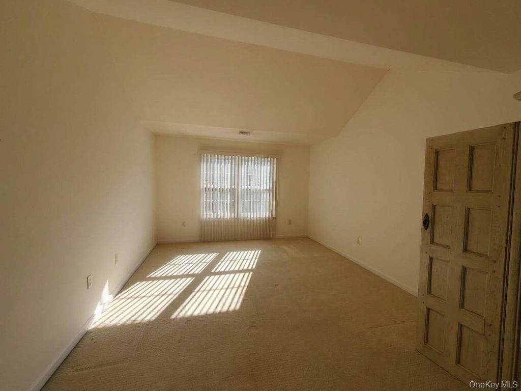 120 Highwood Drive – For Sale photo 16