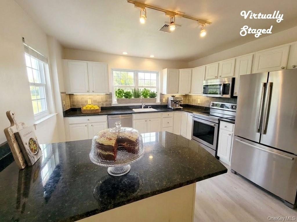 120 Highwood Drive – For Sale photo 3