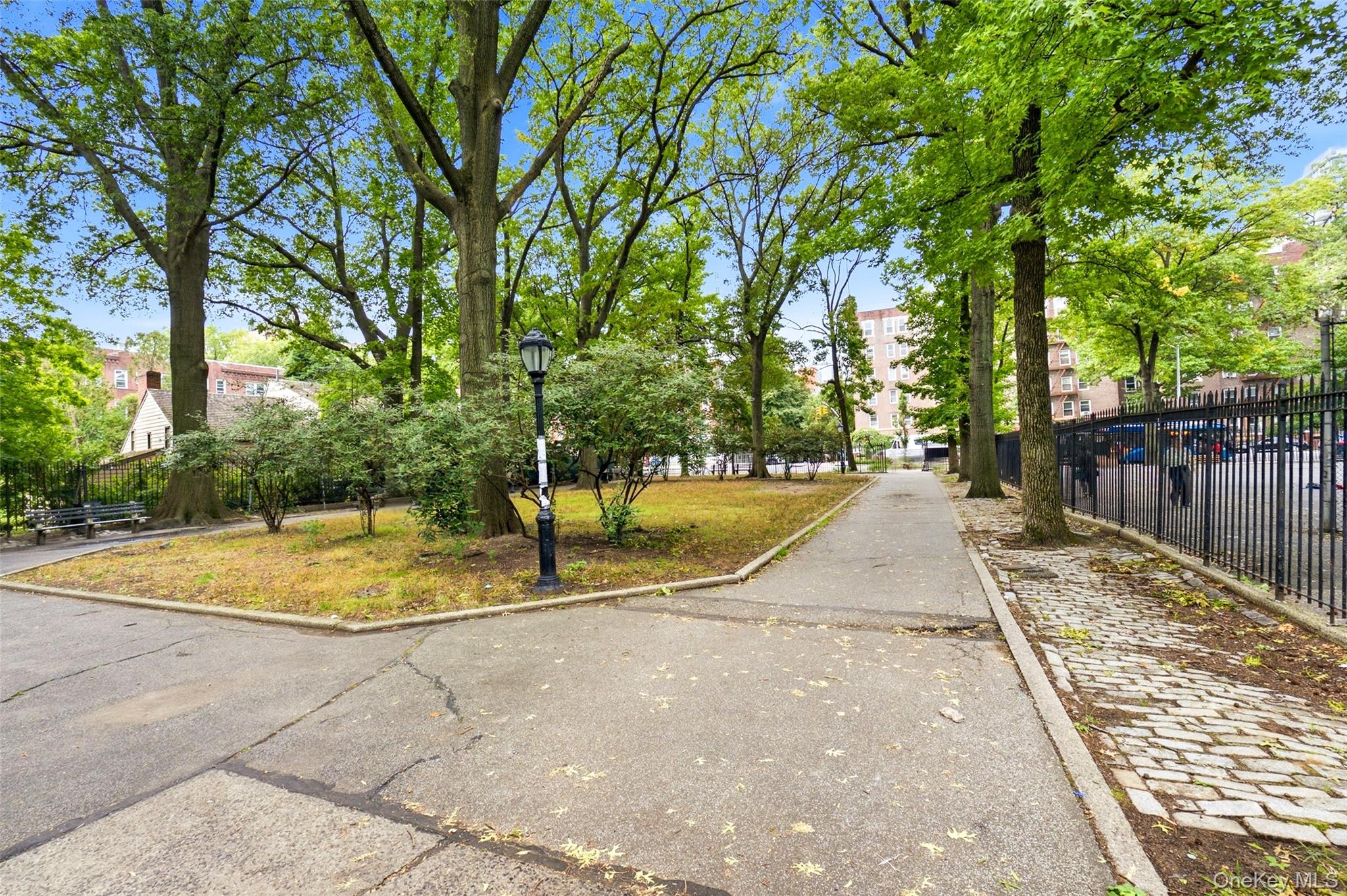 143-36 37th Avenue, Unit 5A photo 21