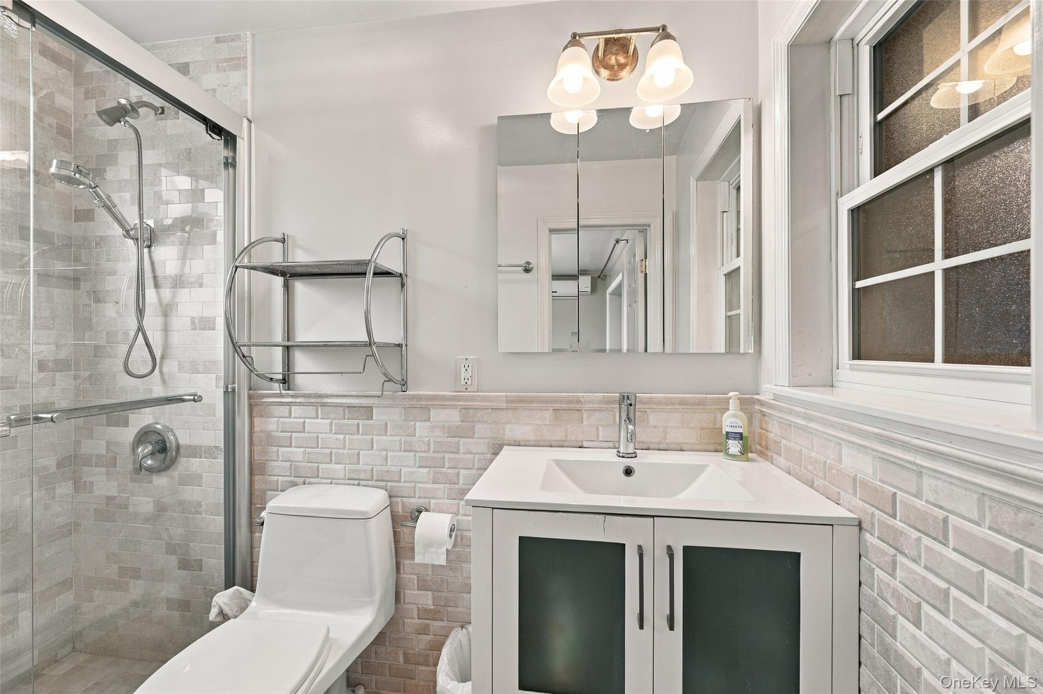 143-36 37th Avenue, Unit 5A photo 18