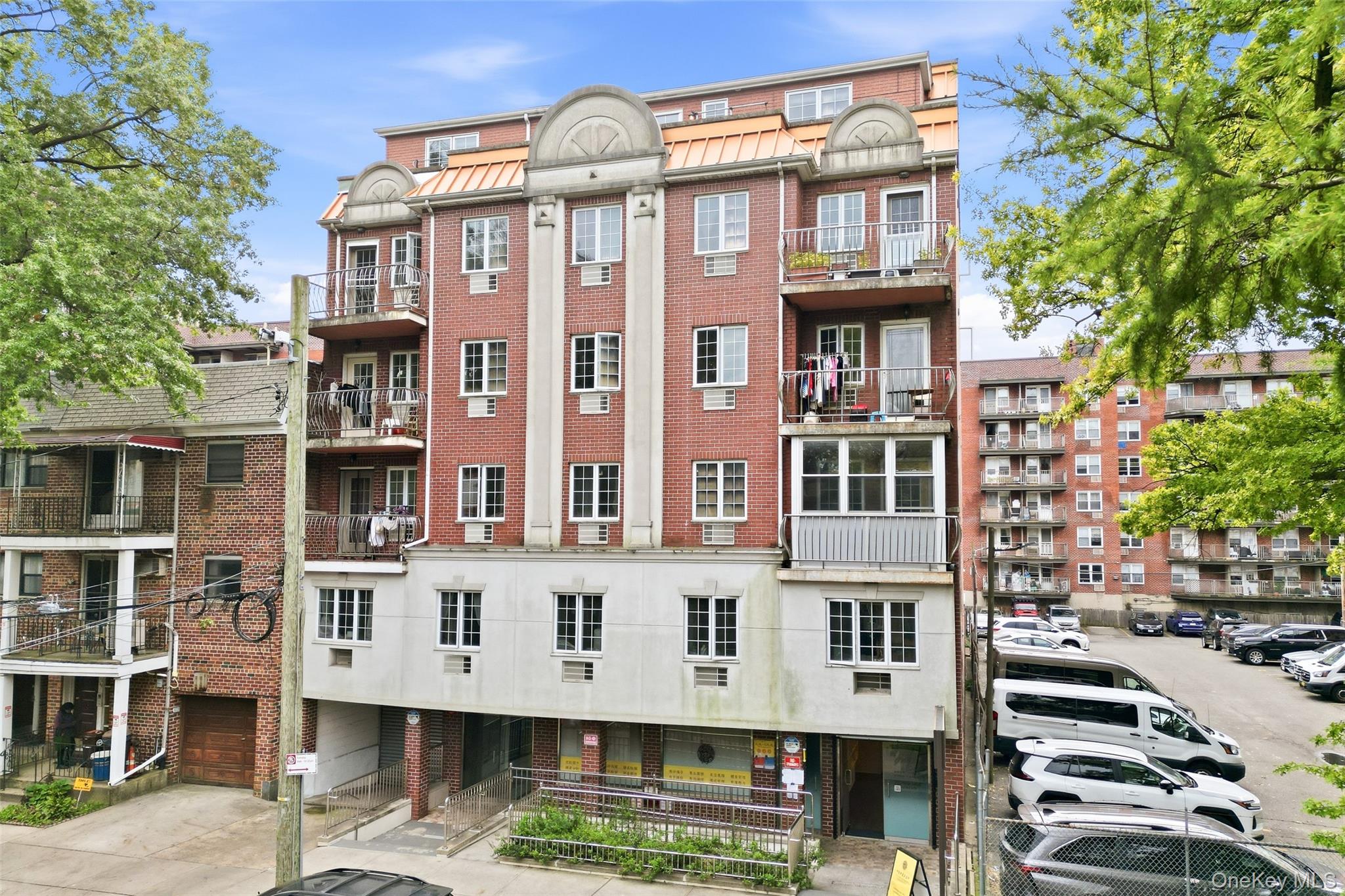 143-36 37th Avenue, Unit 5A photo 2