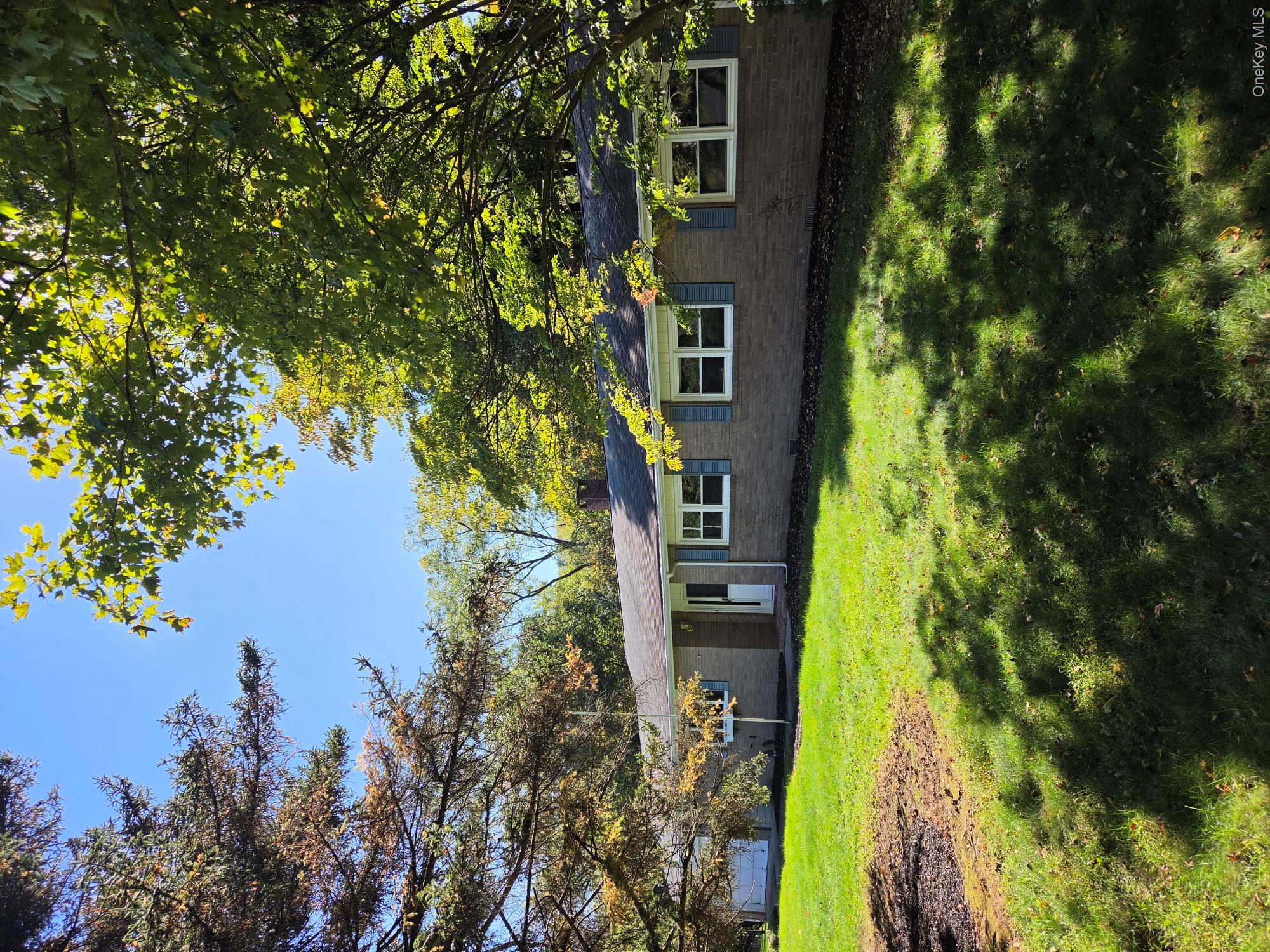 17 Nanuwitt Lane – For Sale