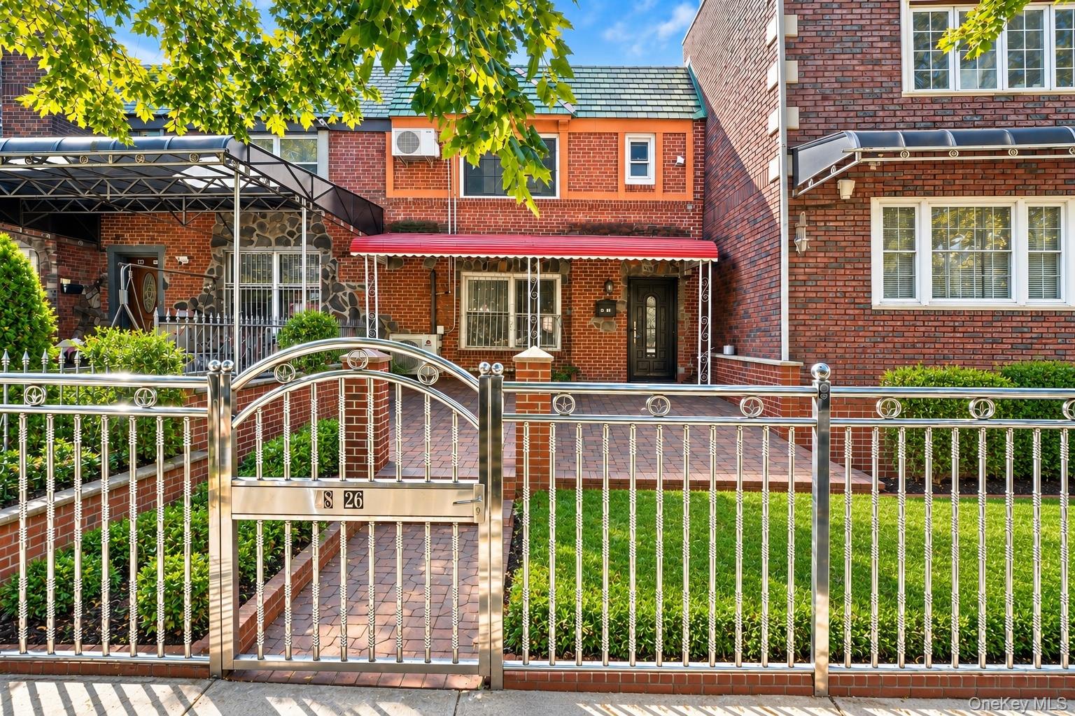 4826 63rd Street – For Sale