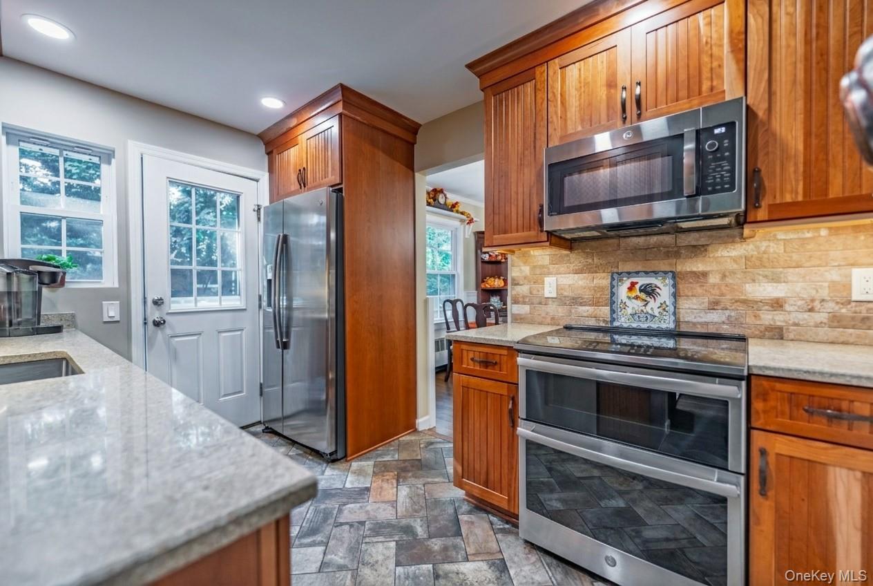 2 Charles Avenue – For Sale photo 4