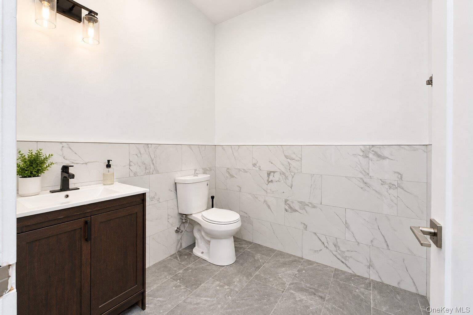 534 Court Street – For Sale photo 9