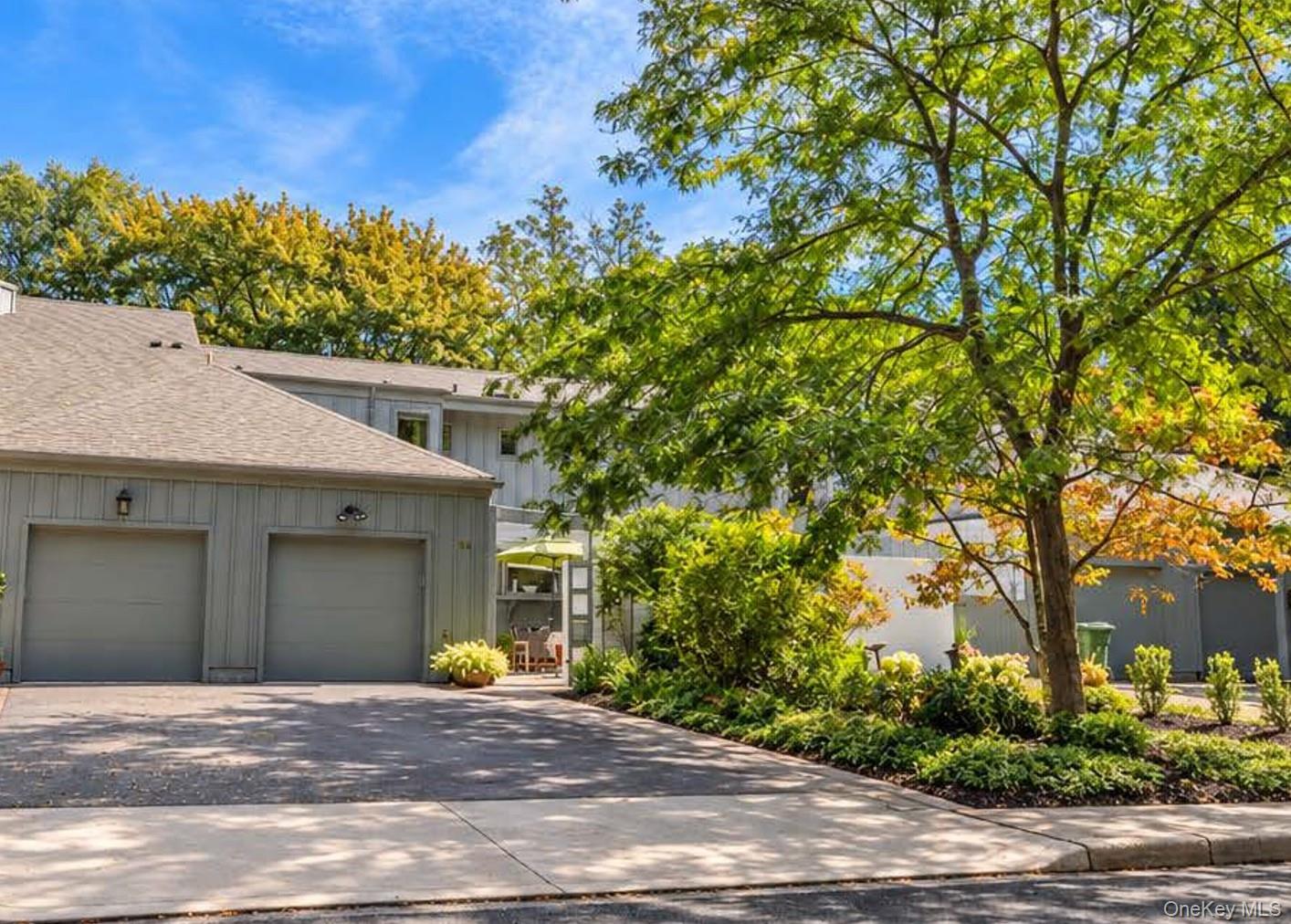 55 Rockledge Path – For Sale