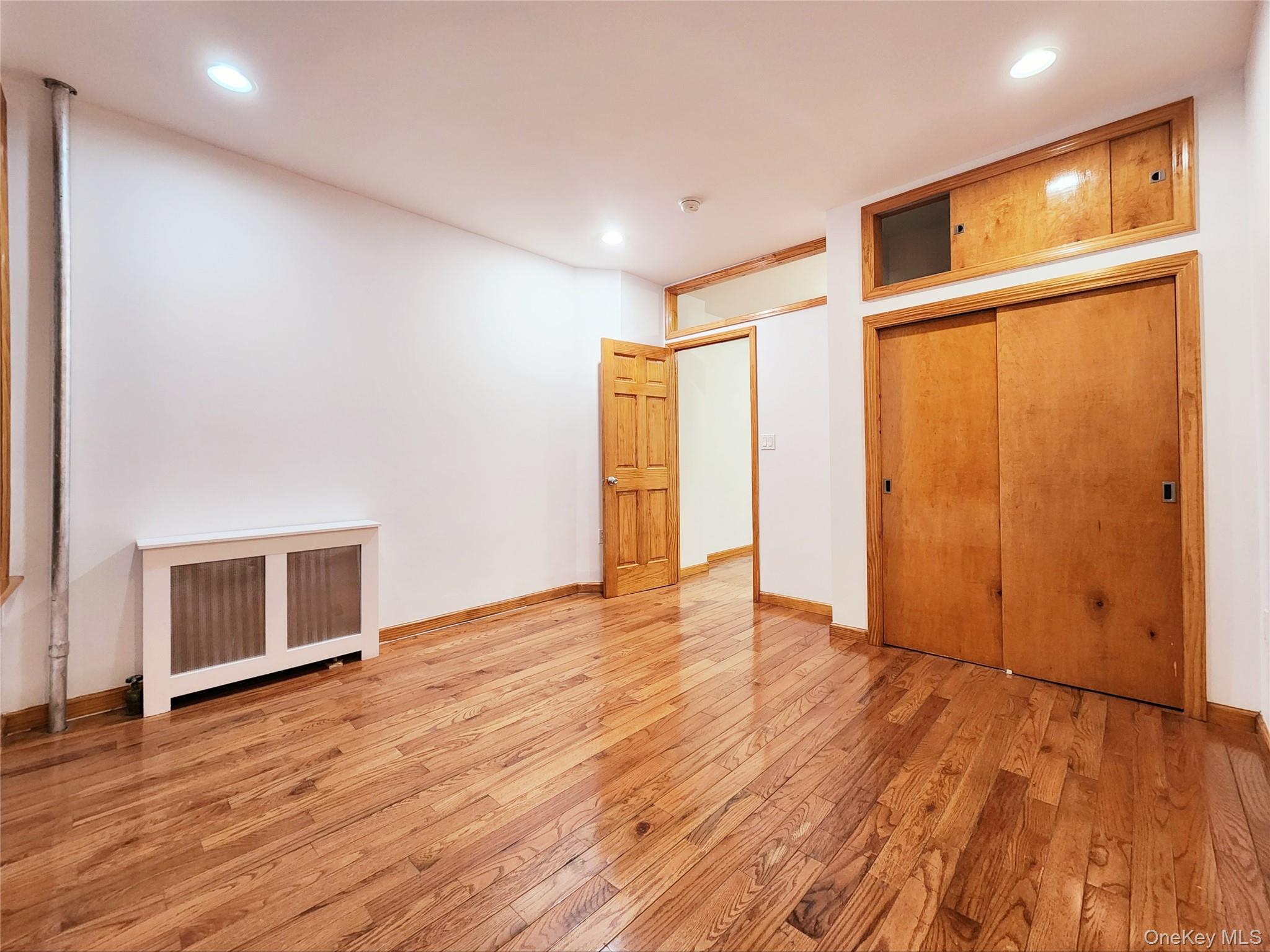 654 Seneca Avenue – For Sale photo 17