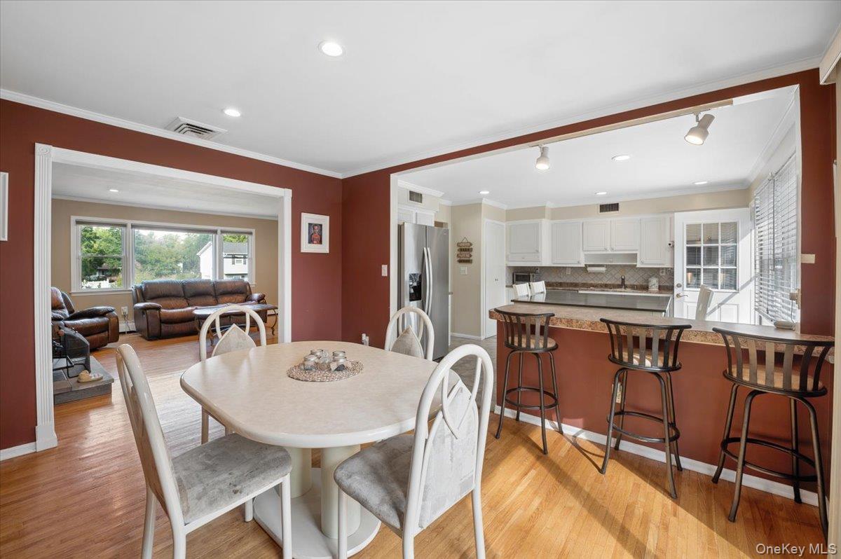 5 Cottonwood Court – For Sale photo 4