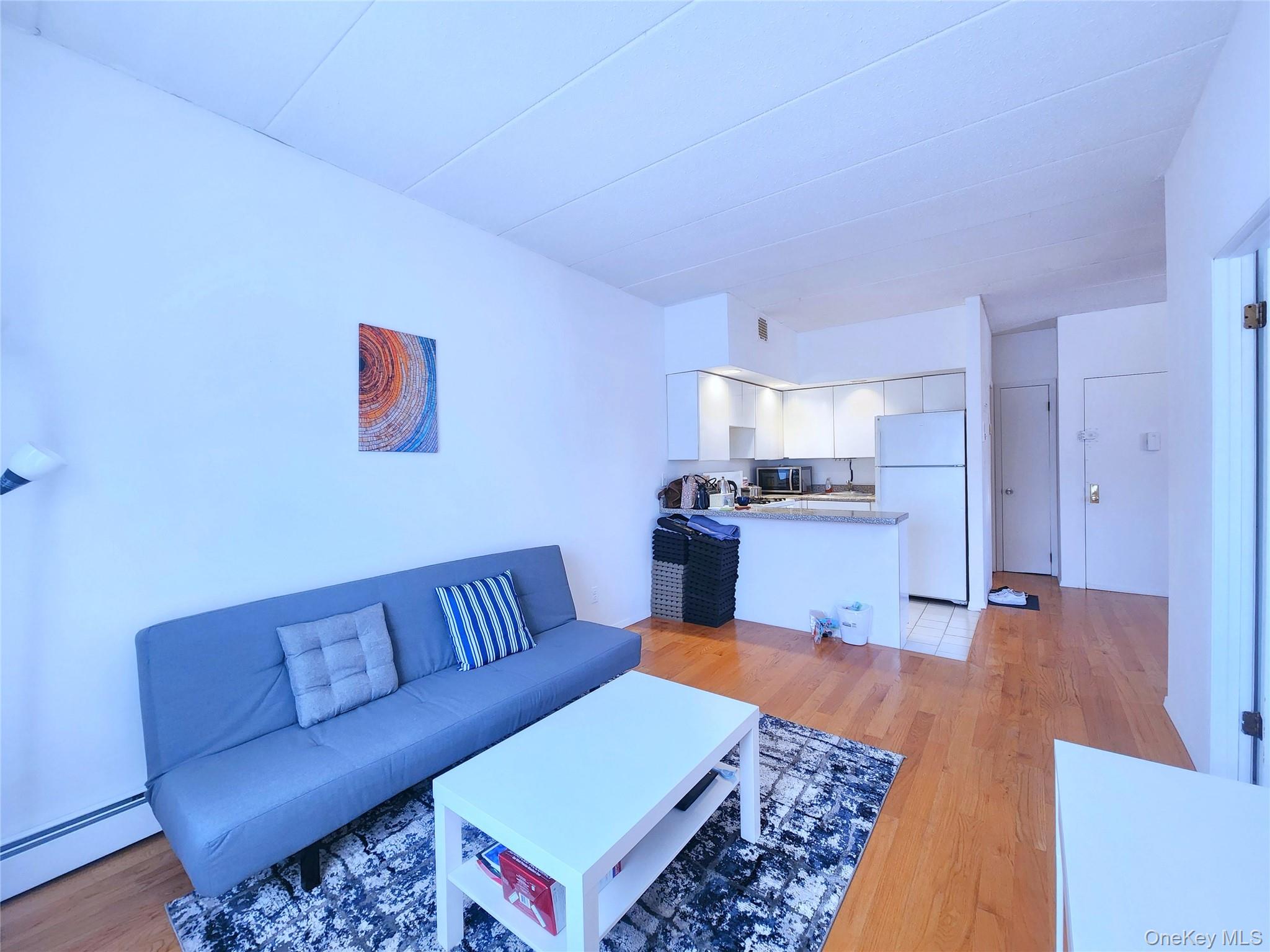 149-15 Barclay Avenue, Unit 3A photo 6