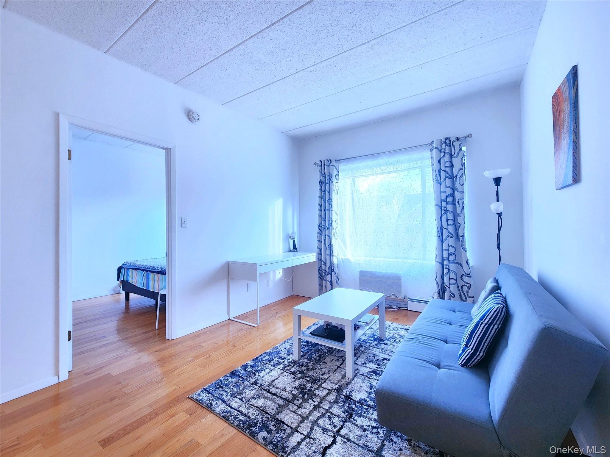 149-15 Barclay Avenue, Unit 3A photo 4