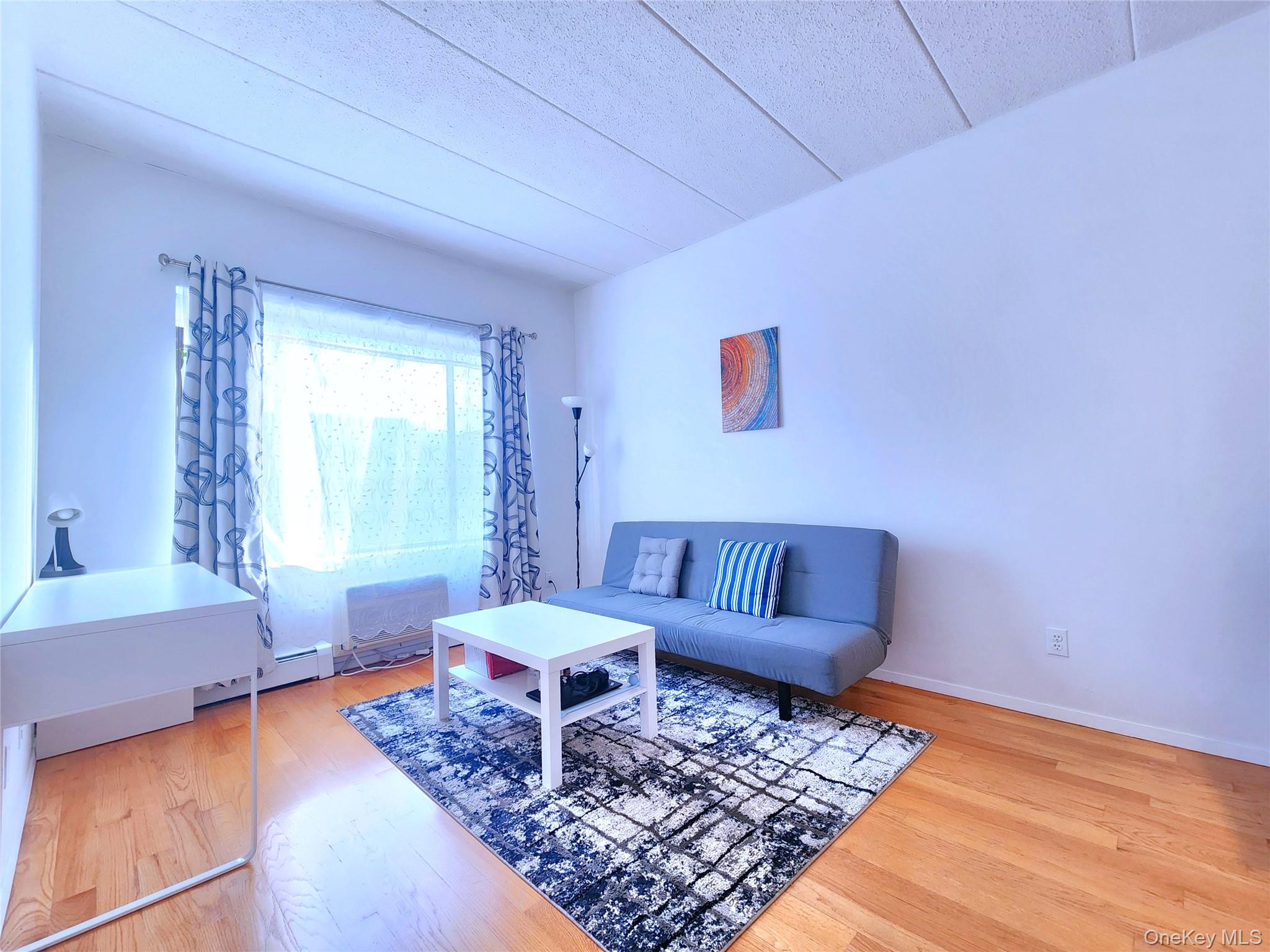 149-15 Barclay Avenue, Unit 3A photo 2