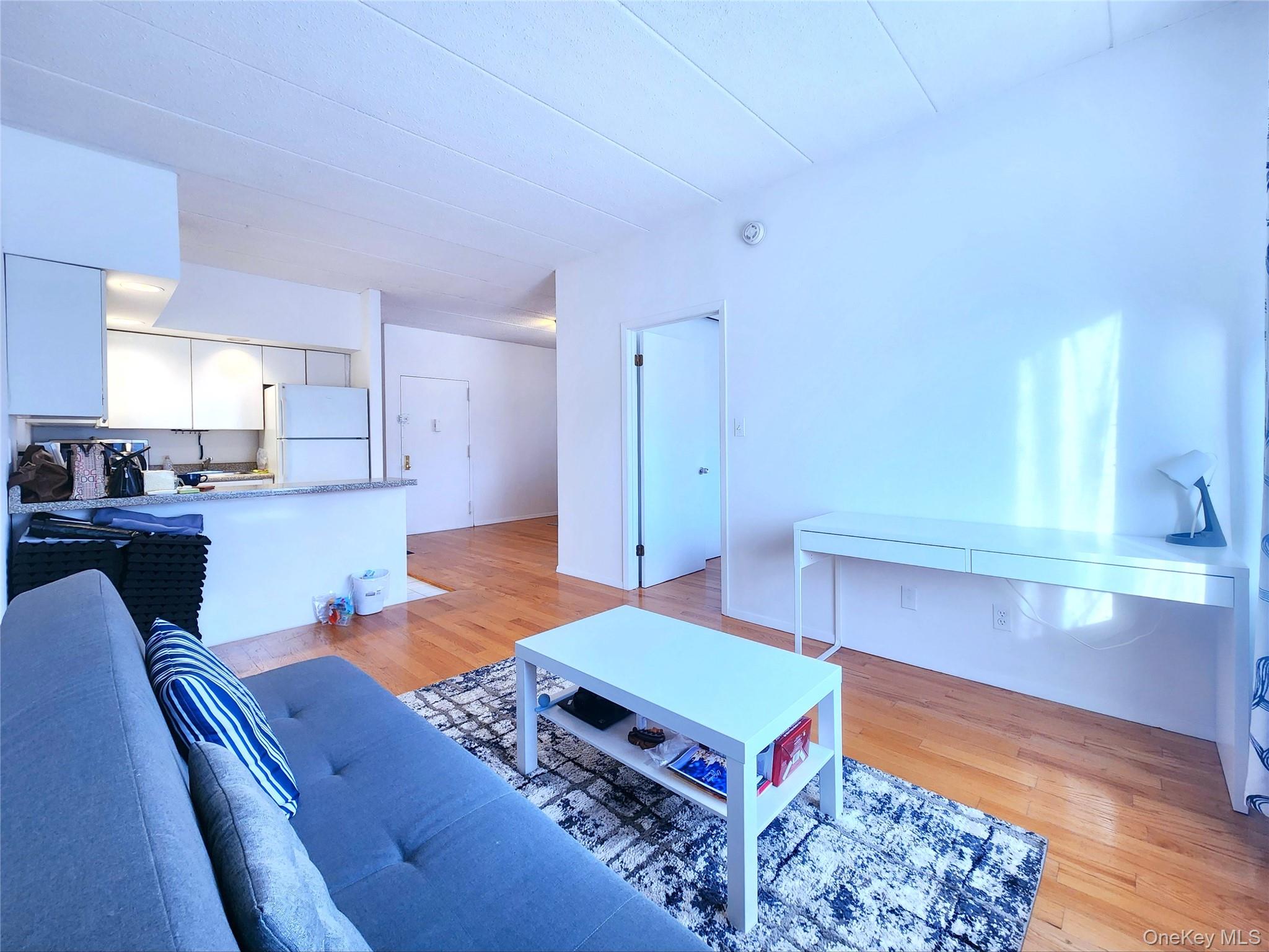 149-15 Barclay Avenue, Unit 3A photo 5
