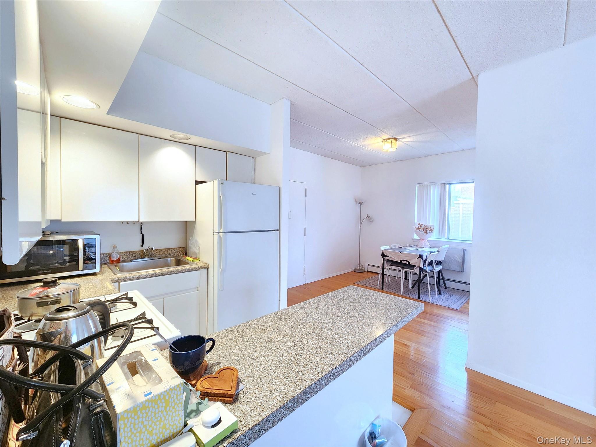 149-15 Barclay Avenue, Unit 3A photo 11