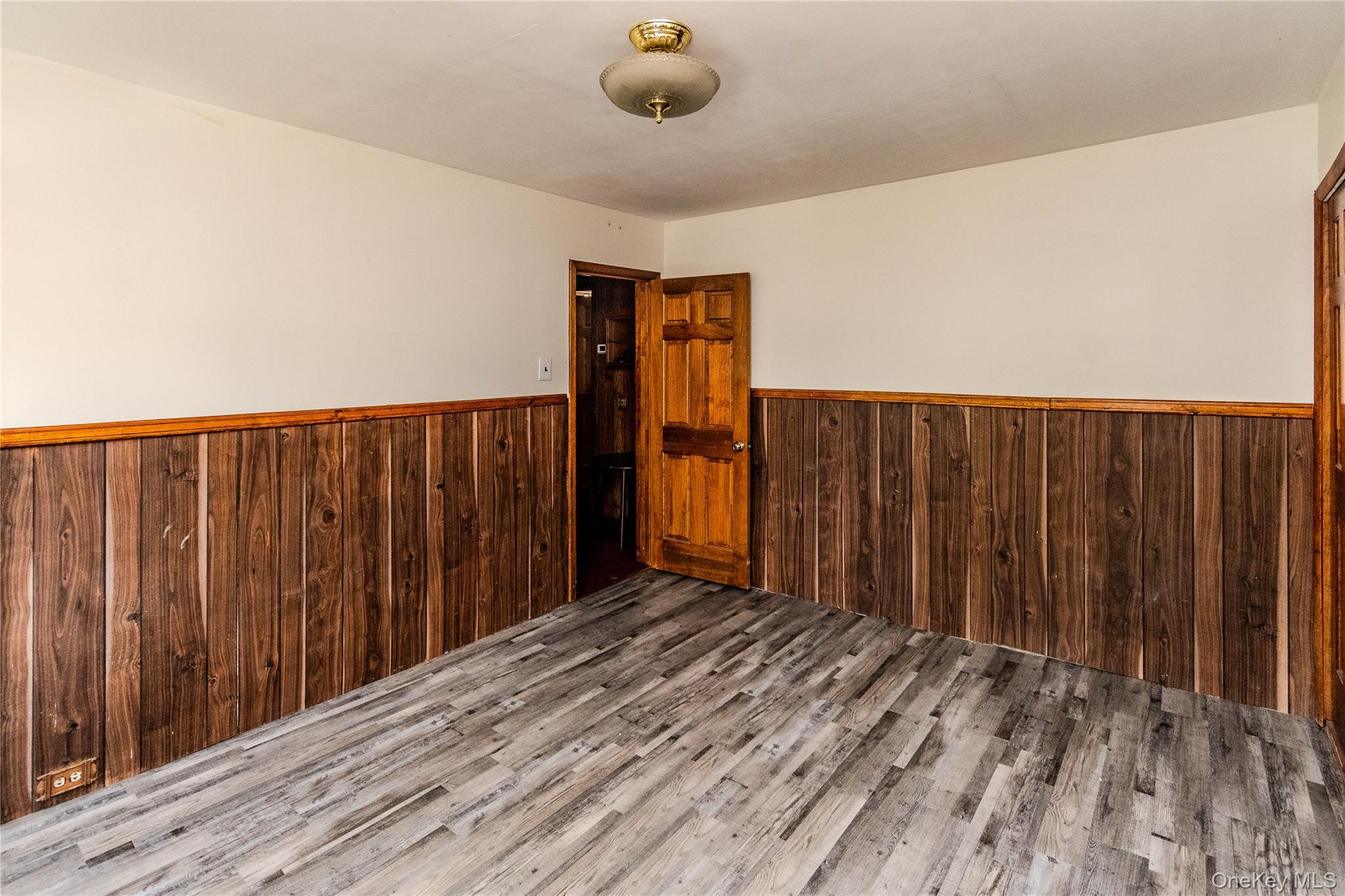 432 1st Street – For Sale photo 11