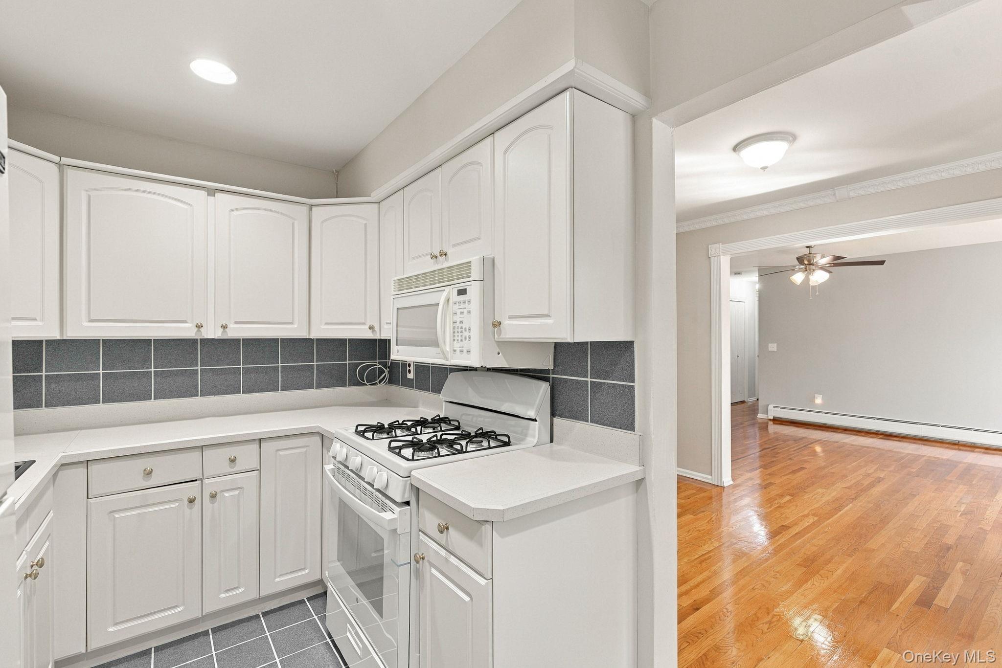 82 Demarest Avenue, Unit 24 photo 7