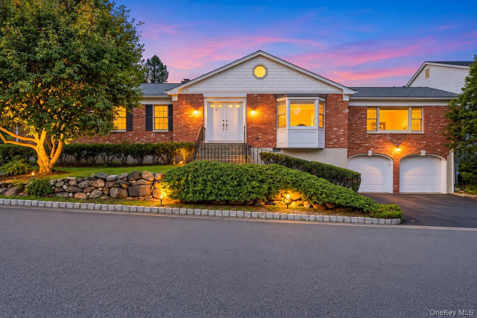 26 Washington Circle – For Sale