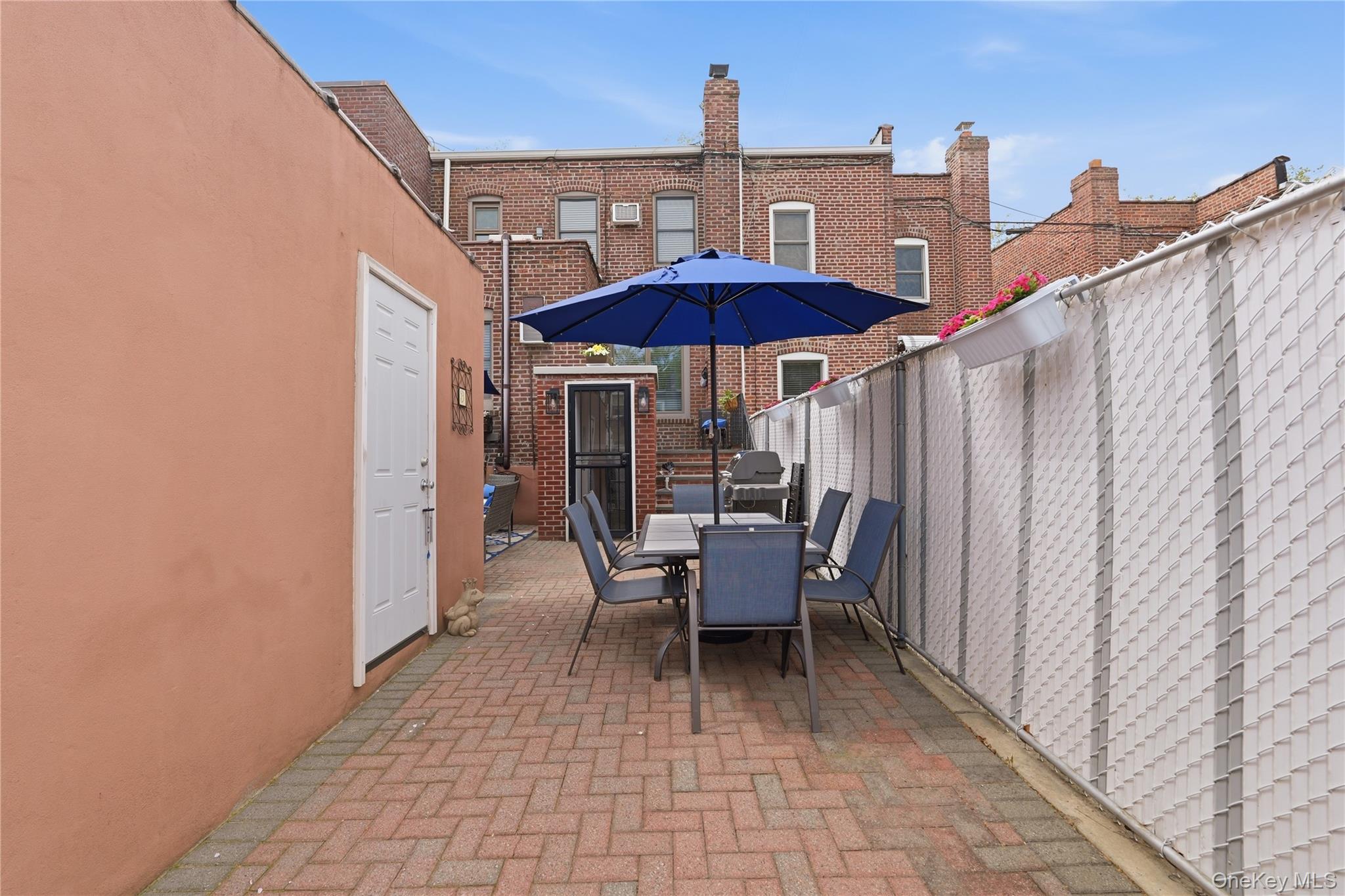 6483 83rd Place – For Sale photo 31