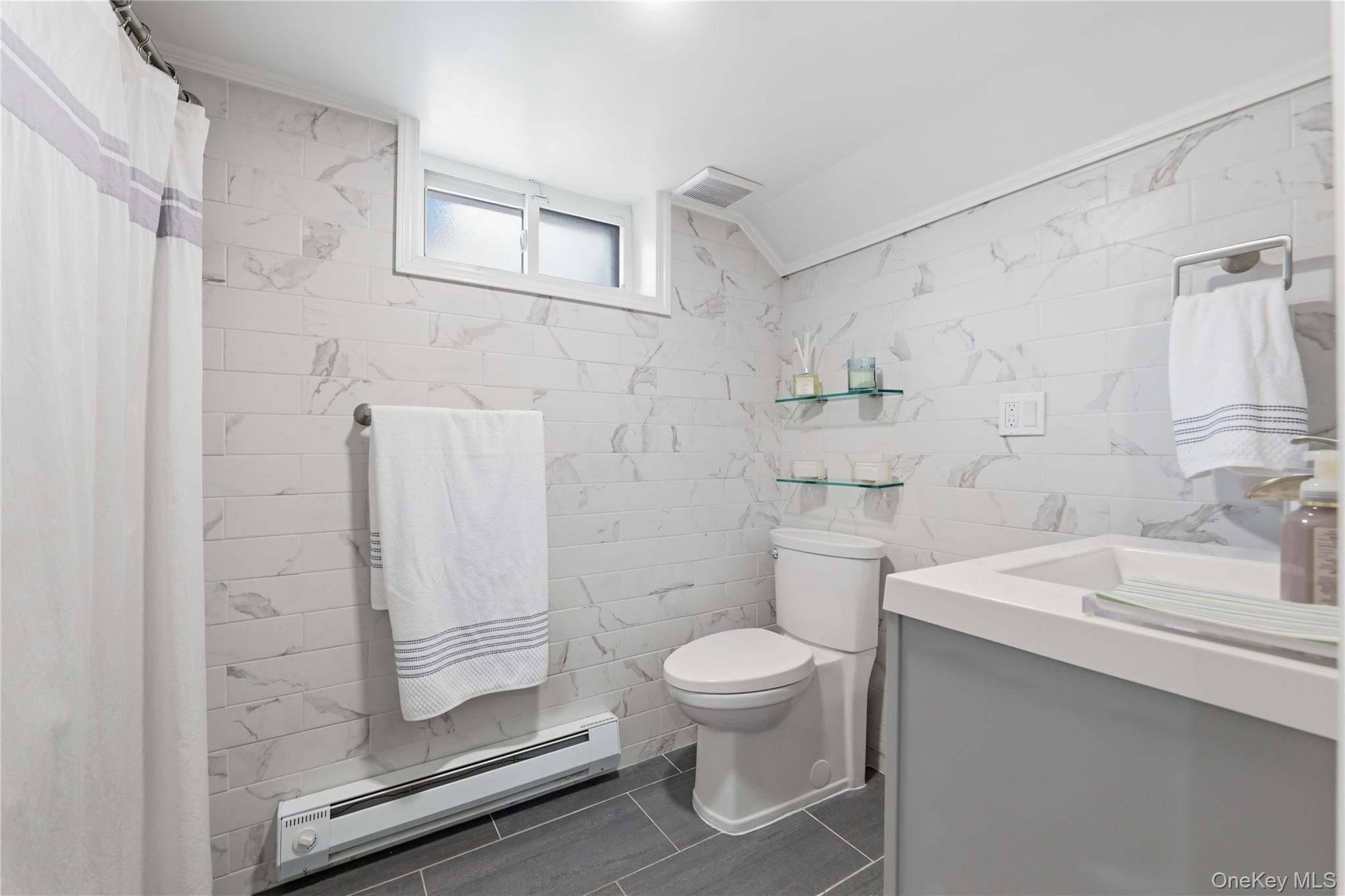6483 83rd Place – For Sale photo 26
