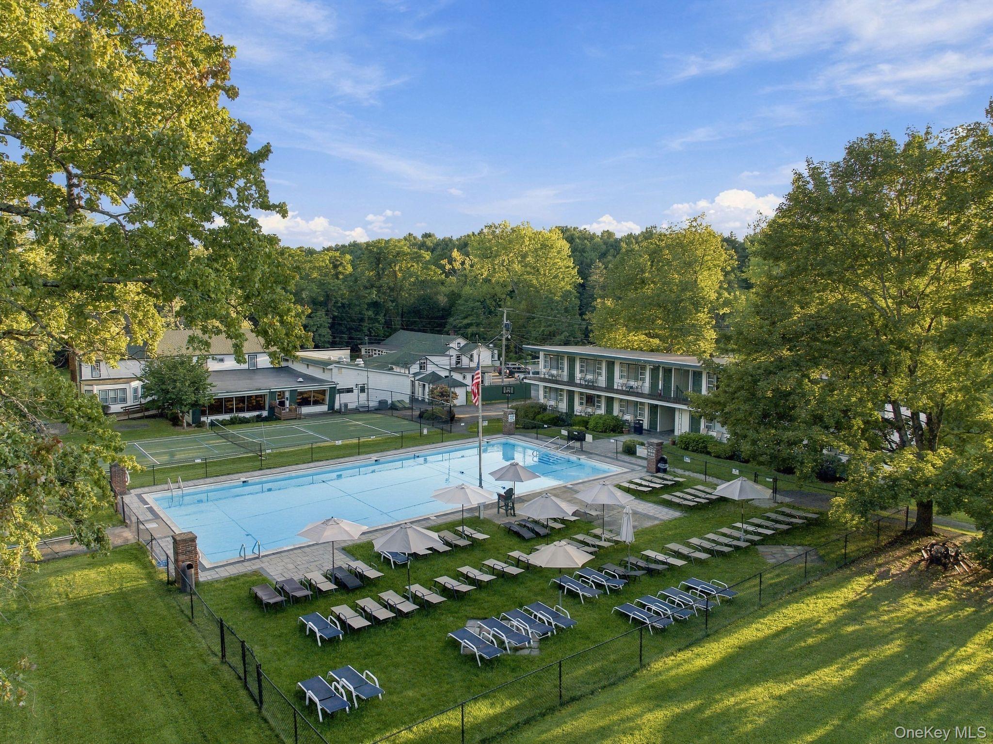77 Johnny Cake Lane – For Sale