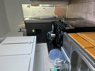 467 Wilson Avenue, Unit 4 photo 11