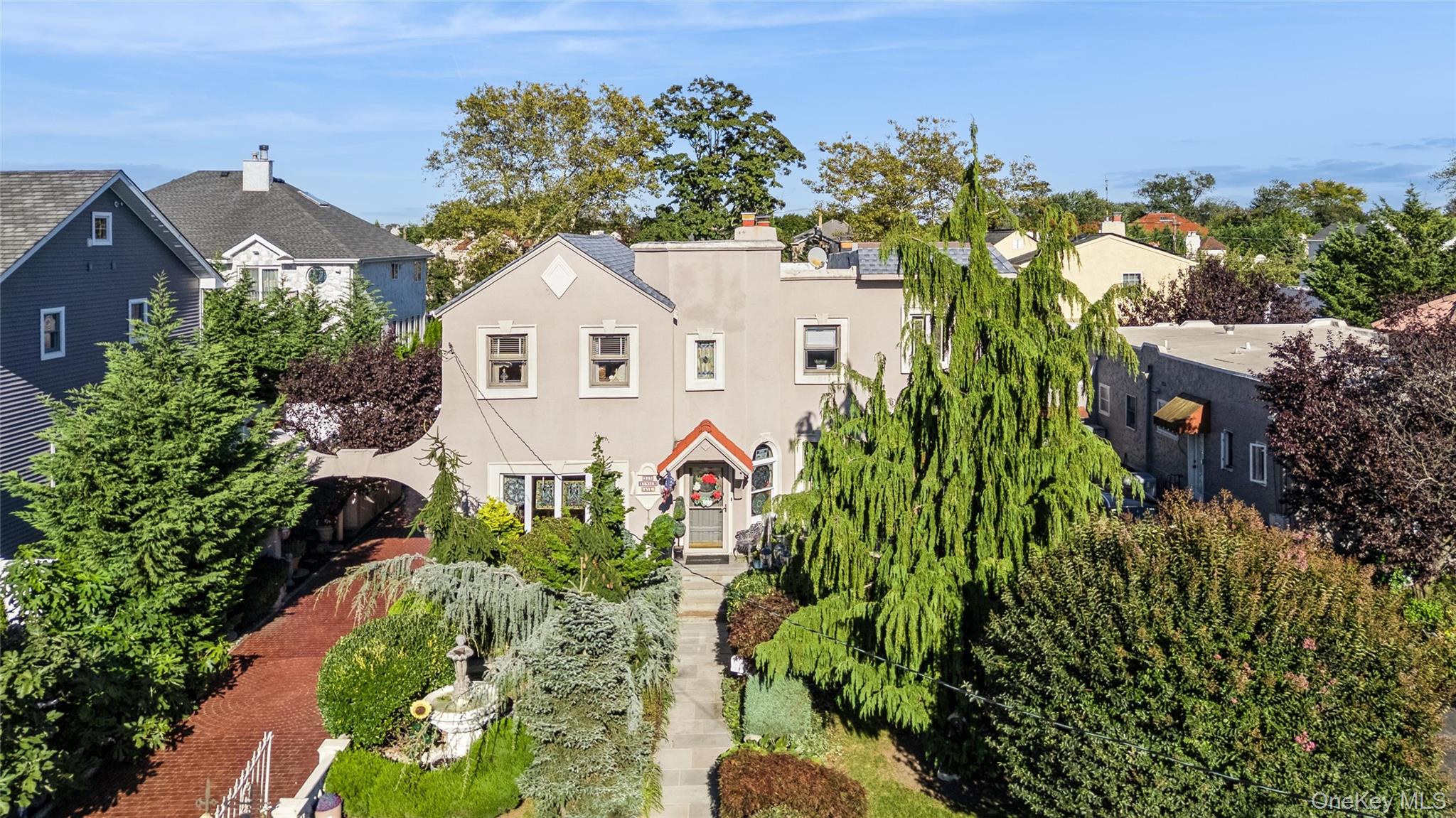 315 Wynsum Avenue – For Sale