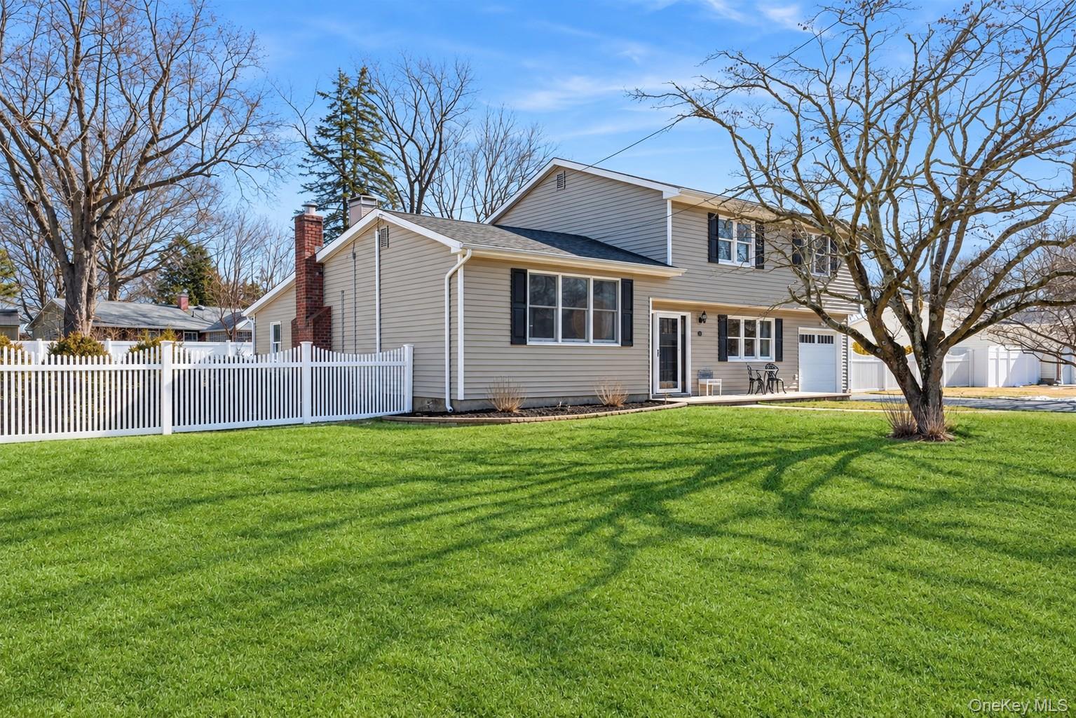 153 Montrose Drive – For Sale