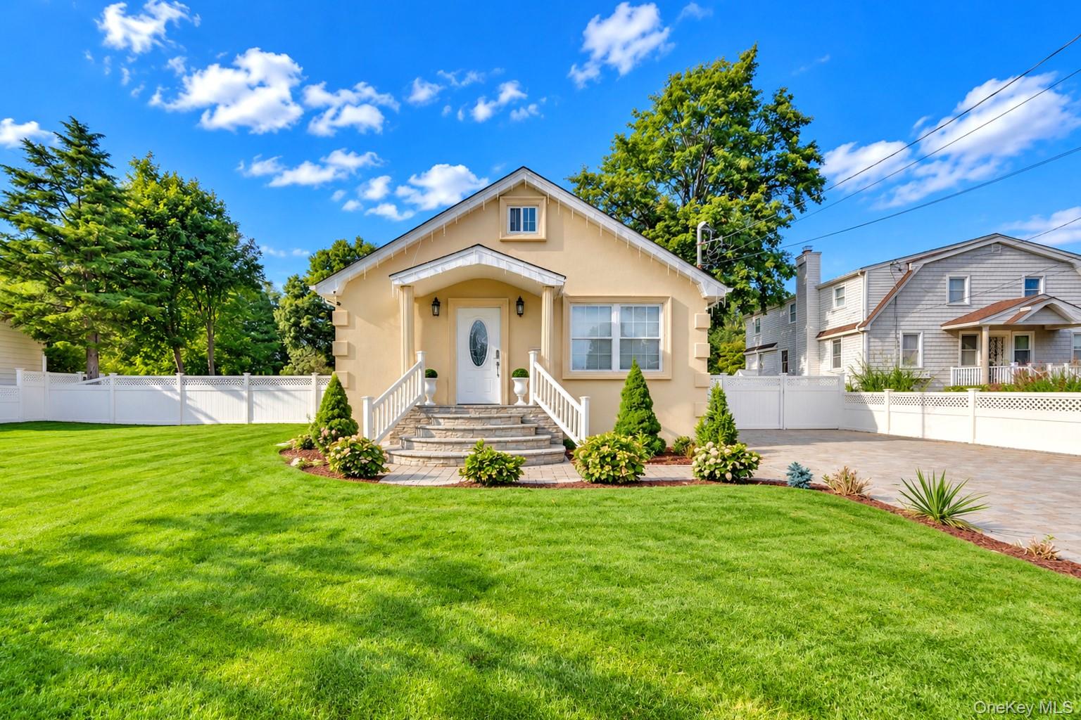 45 Matthews Avenue – For Sale