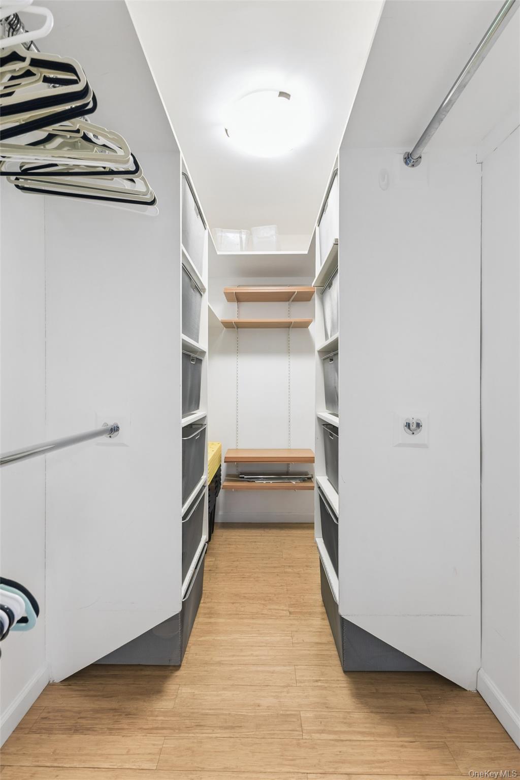 70-25 Yellowstone Boulevard, Unit 3X photo 4
