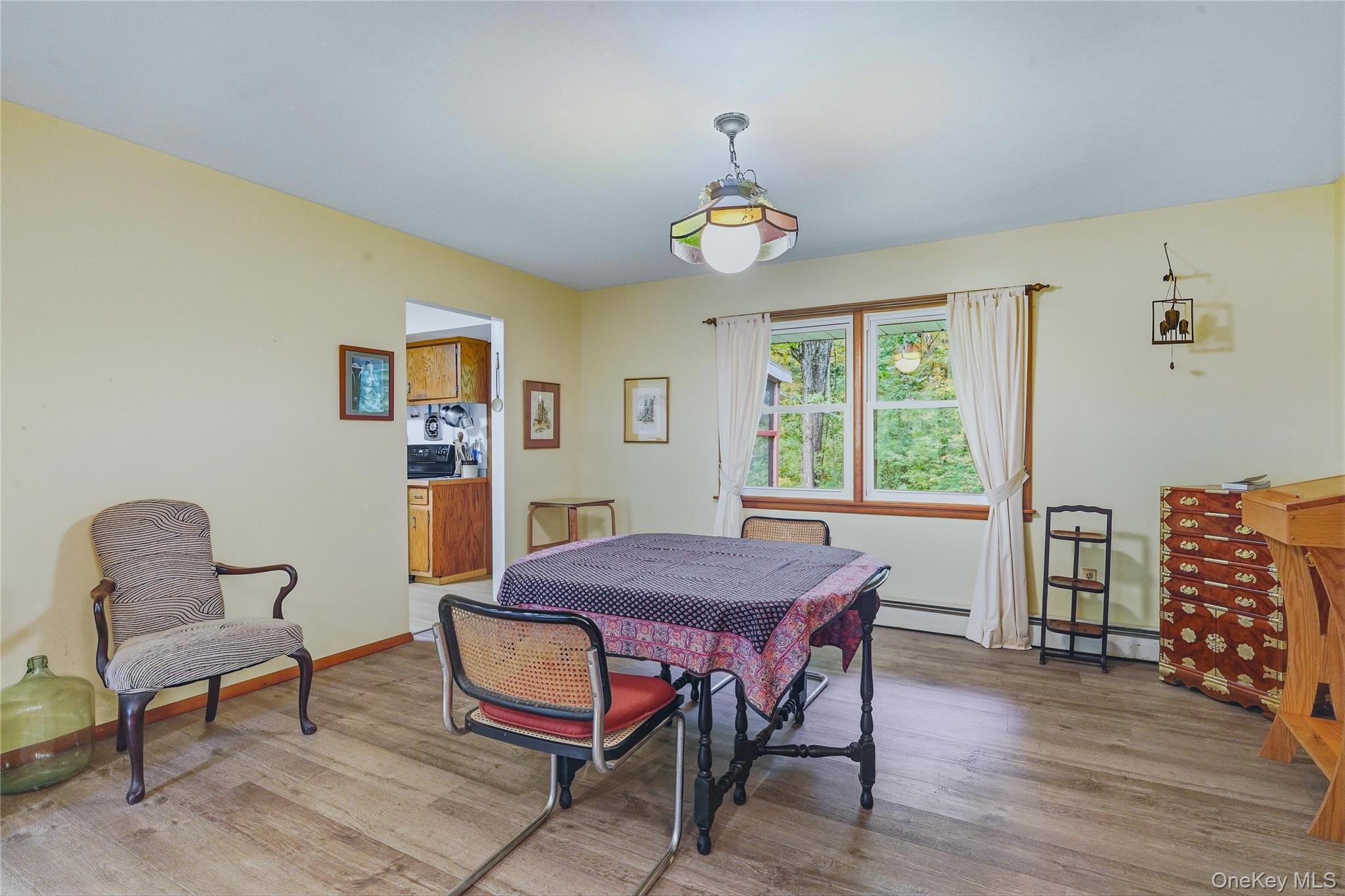5 Stonehedge Avenue – For Sale photo 5