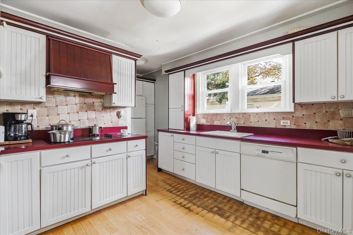 55 Columbia Street – For Sale photo 6