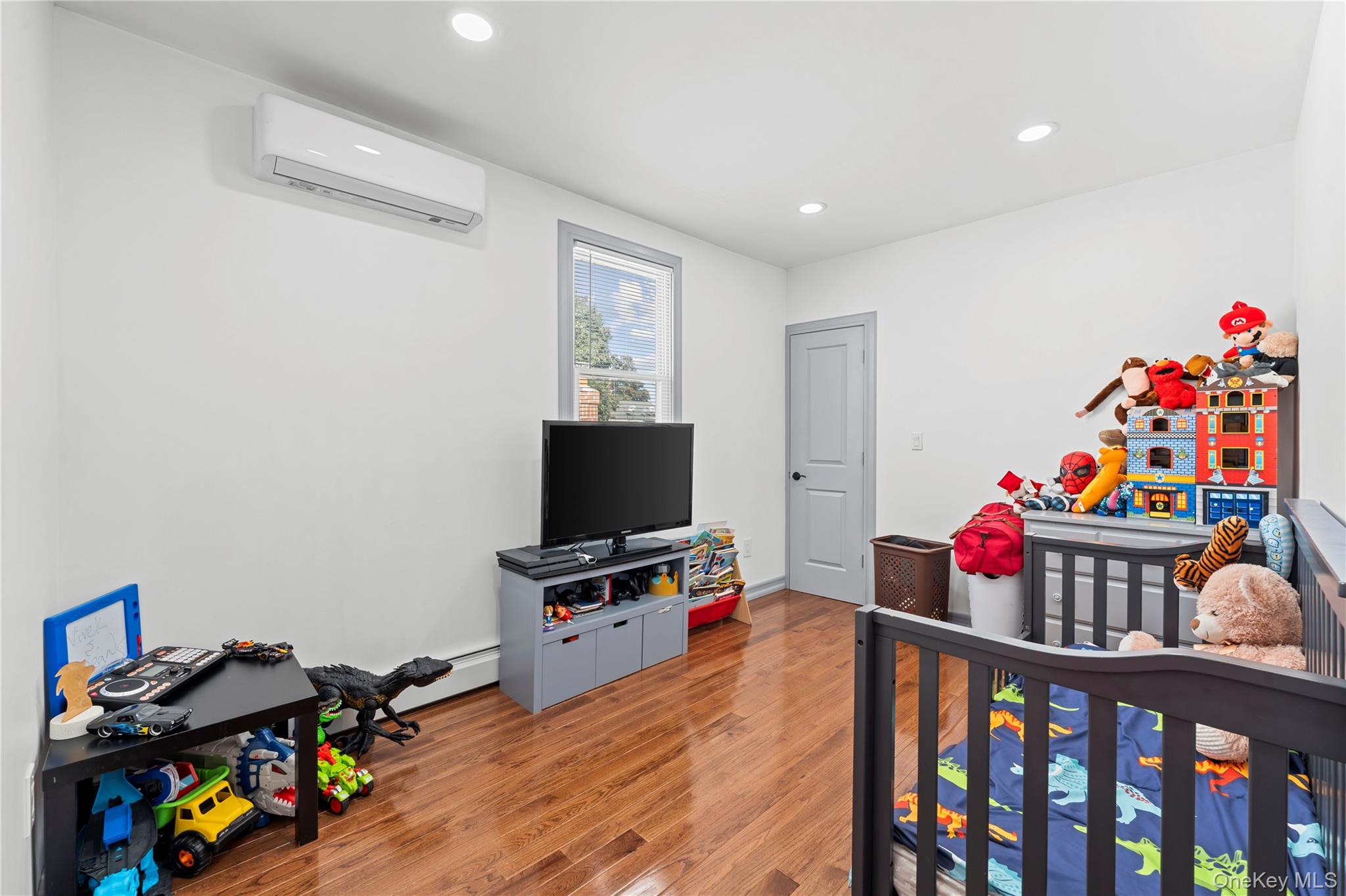 111-35 166 Street – For Sale photo 18