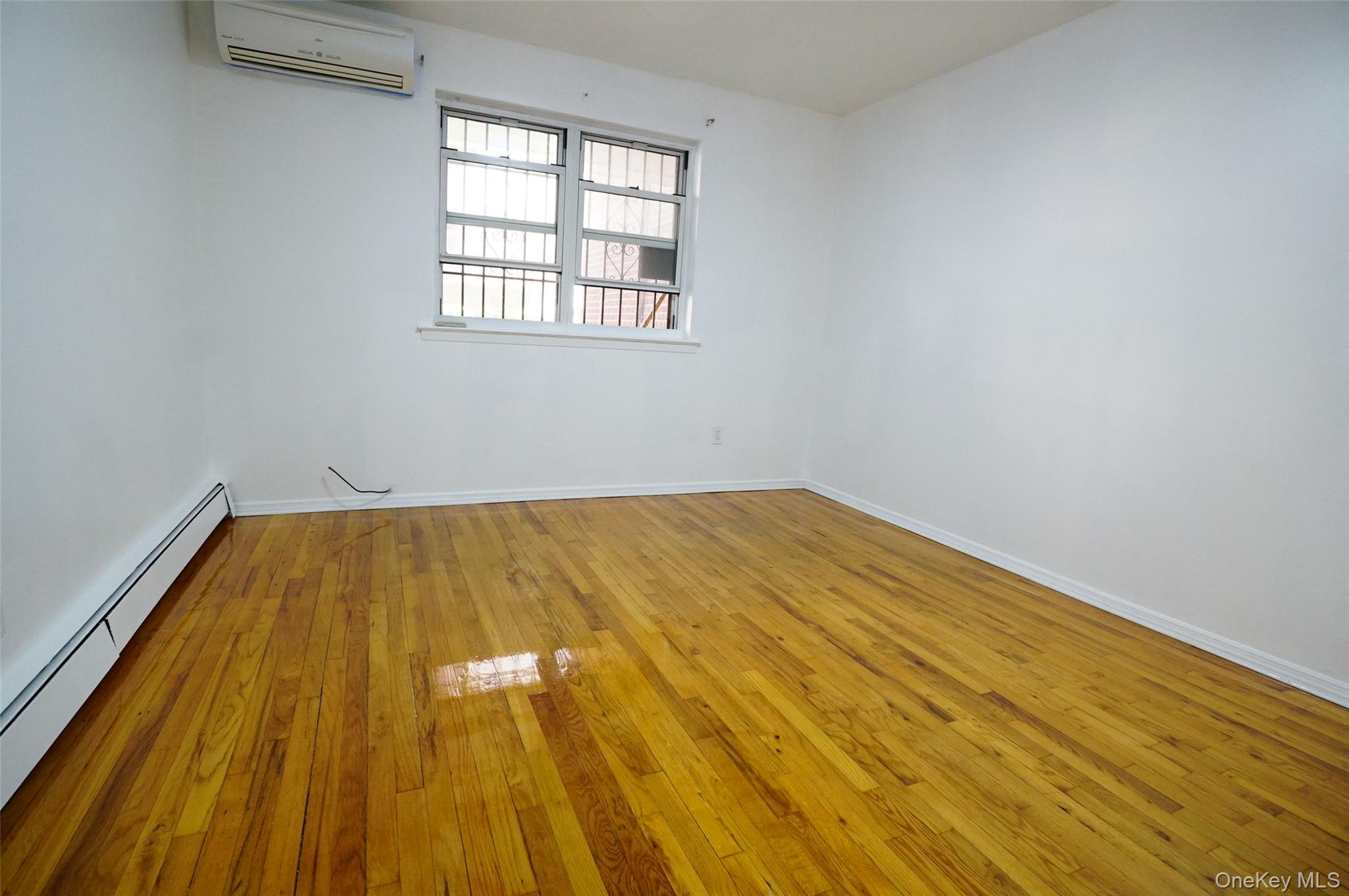 52-11 Seabury Street, Unit 1FL photo 9