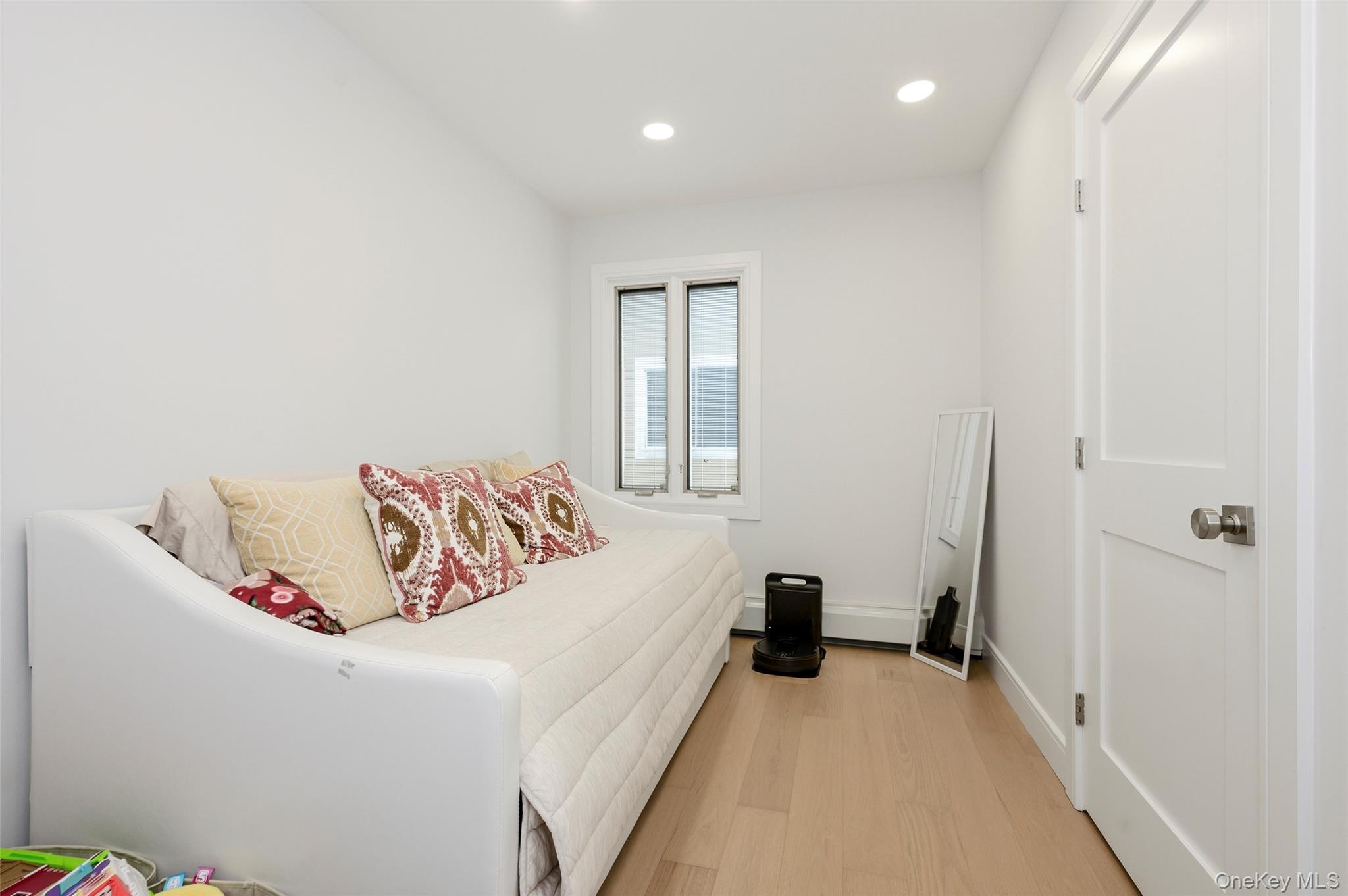 167 Lagoon Drive E – For Sale photo 29