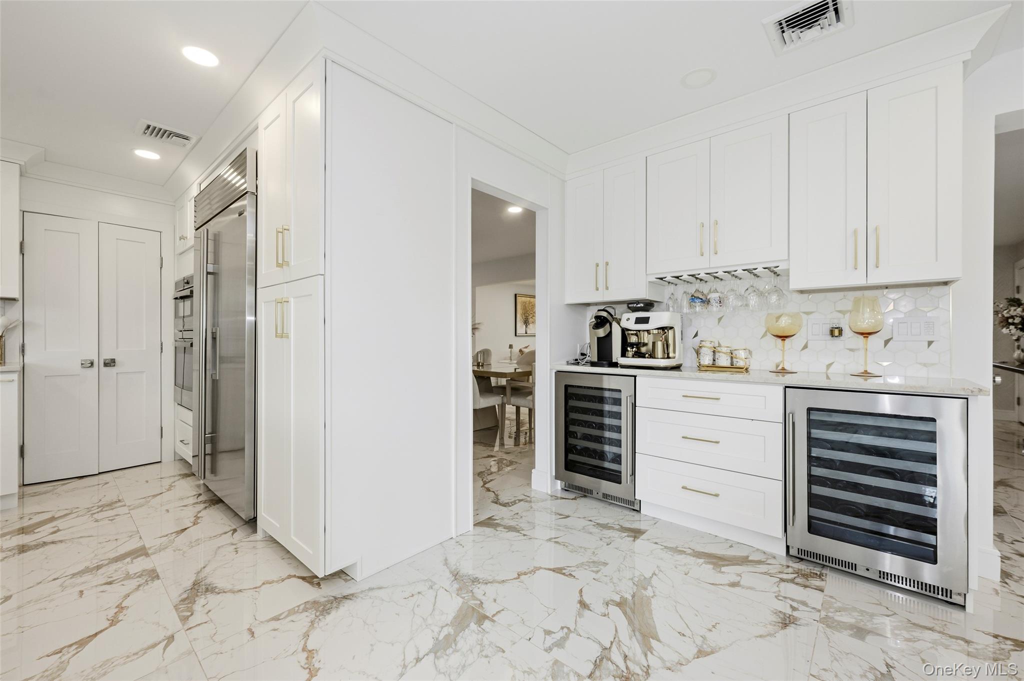 167 Lagoon Drive E – For Sale photo 15