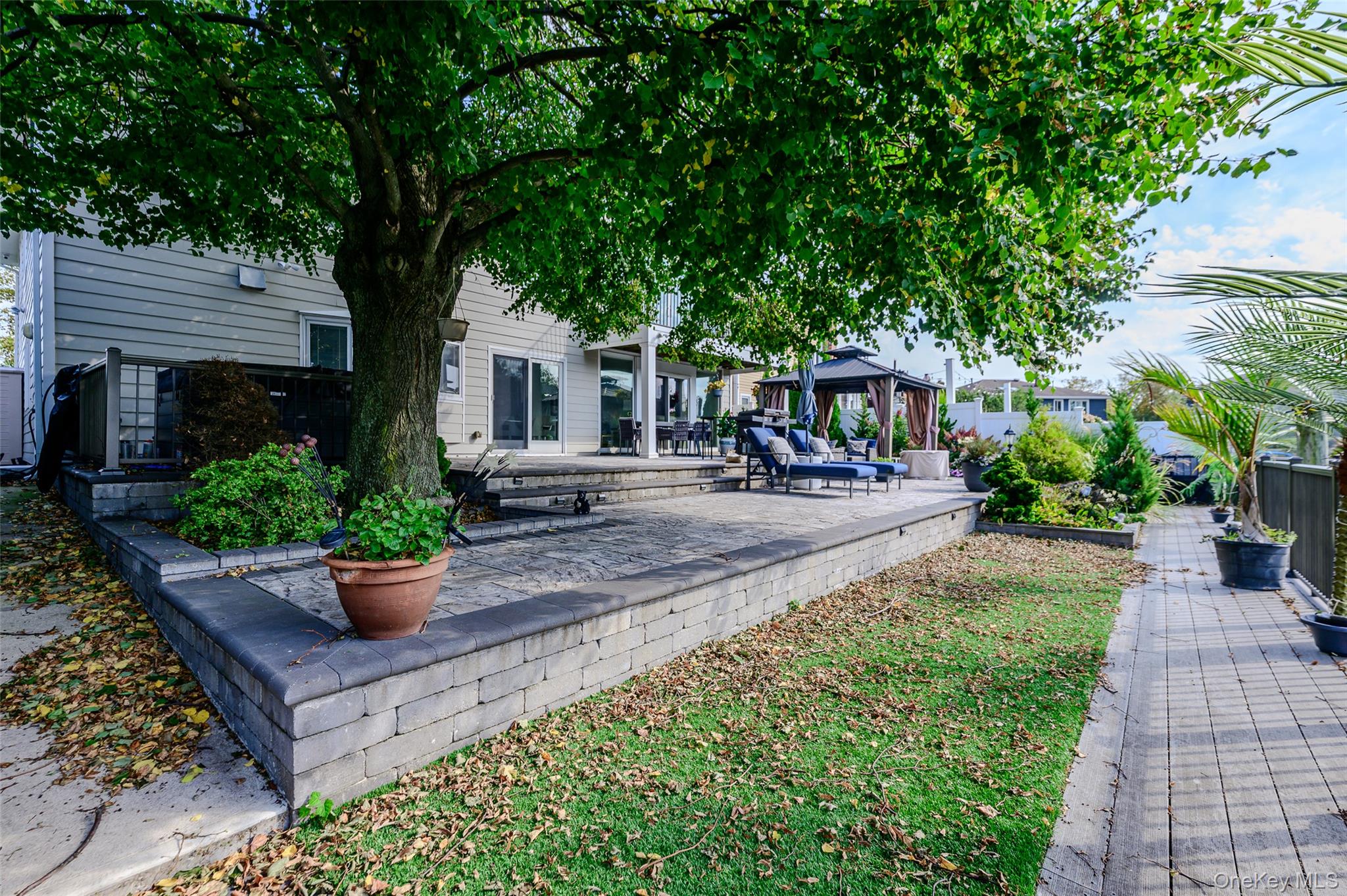 167 Lagoon Drive E – For Sale photo 36