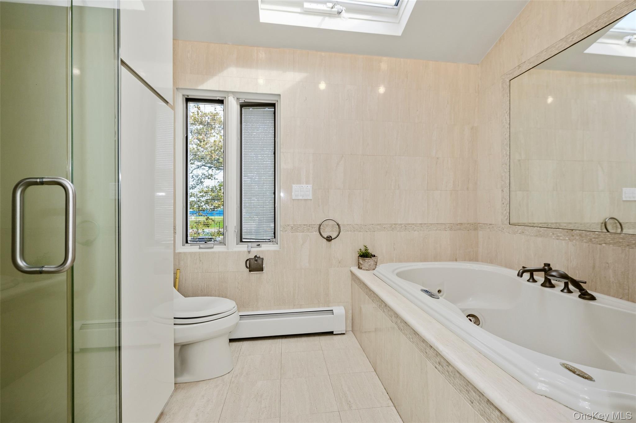 167 Lagoon Drive E – For Sale photo 32