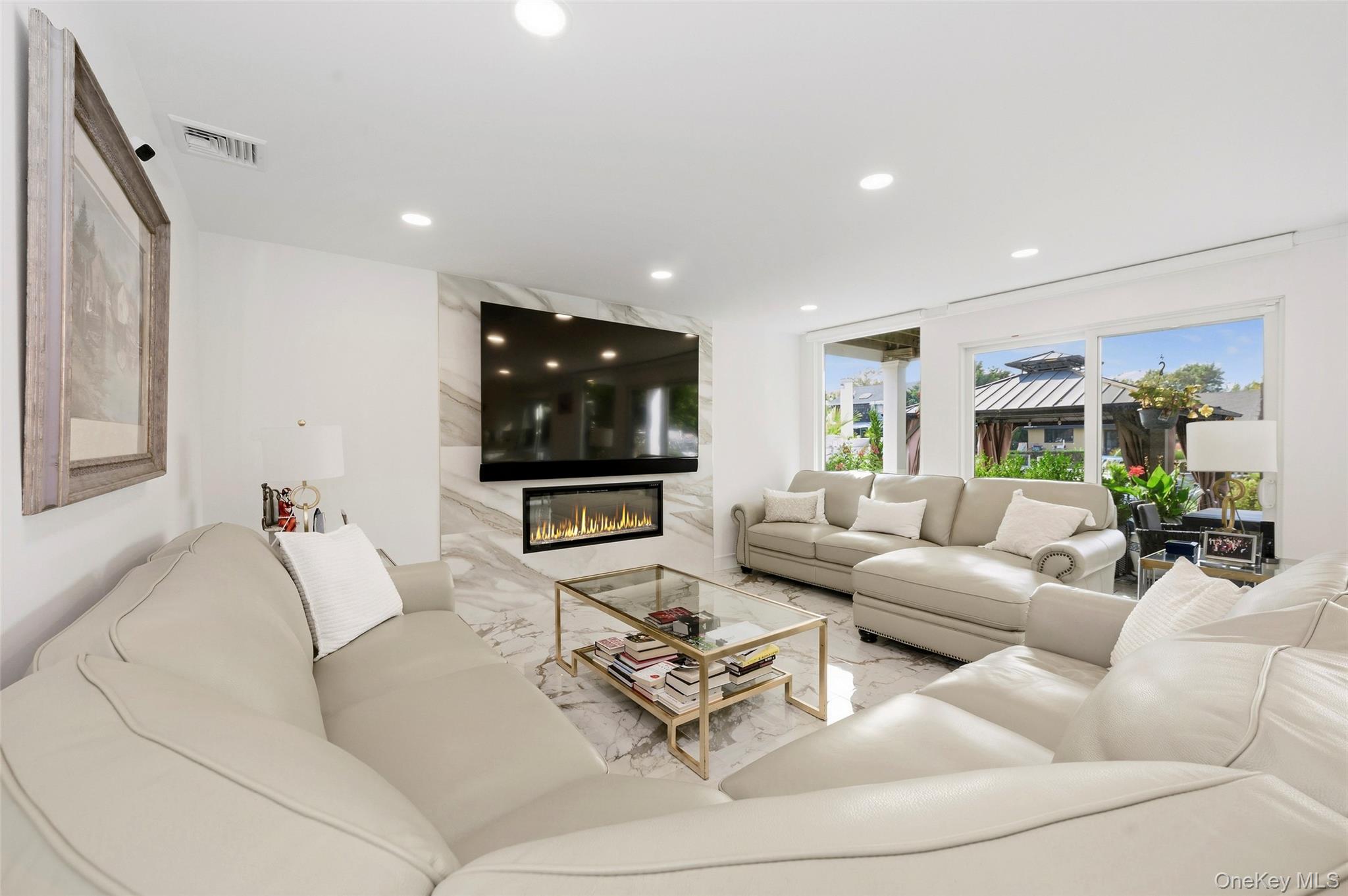 167 Lagoon Drive E – For Sale photo 12