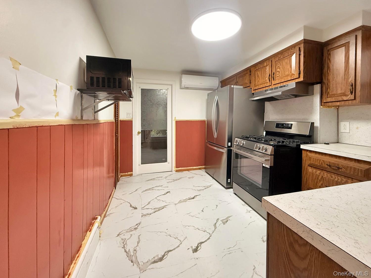 104 Waring Place, Unit #2 photo 5