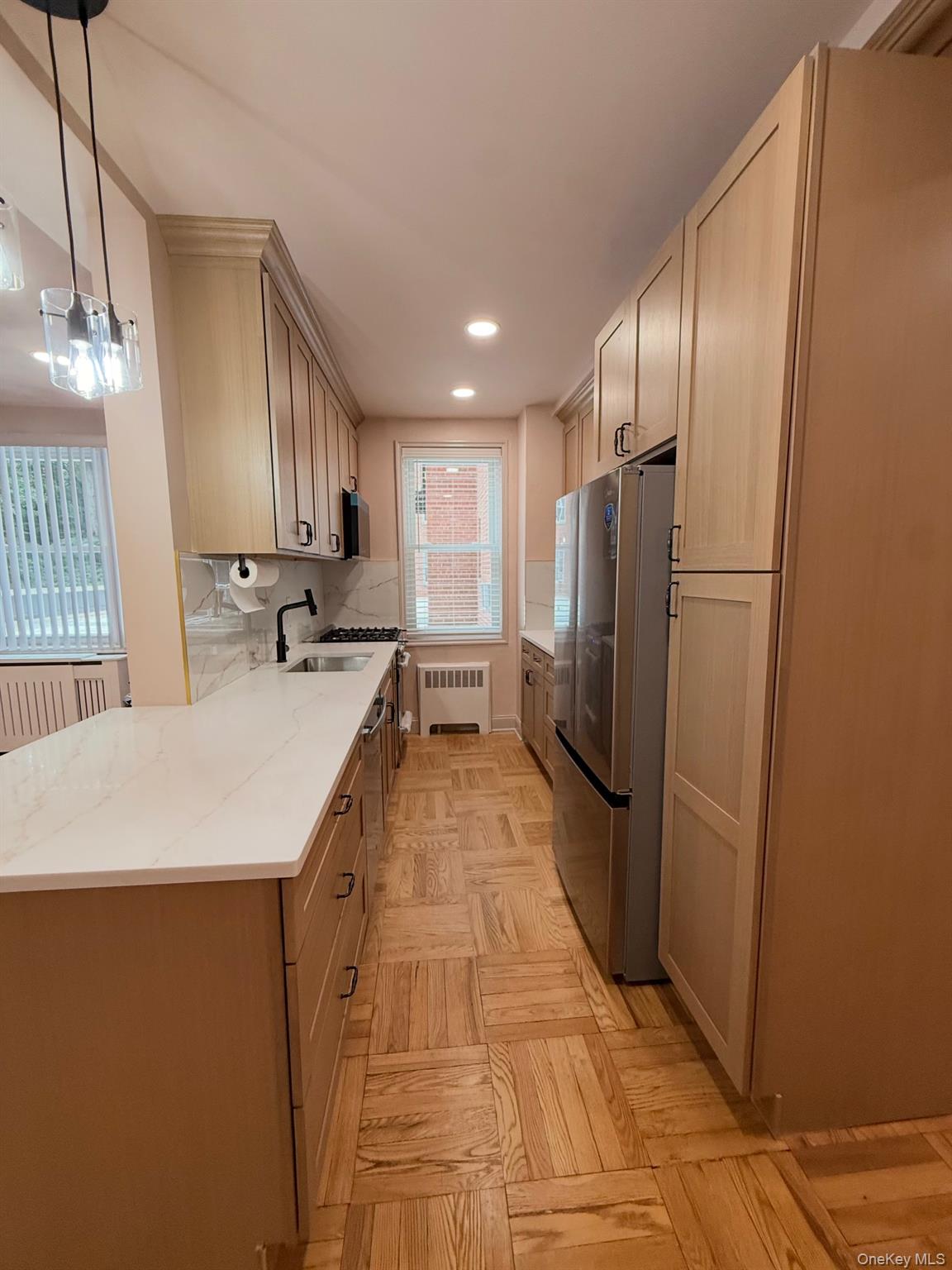 1133 Midland Avenue, Unit 1B photo 3
