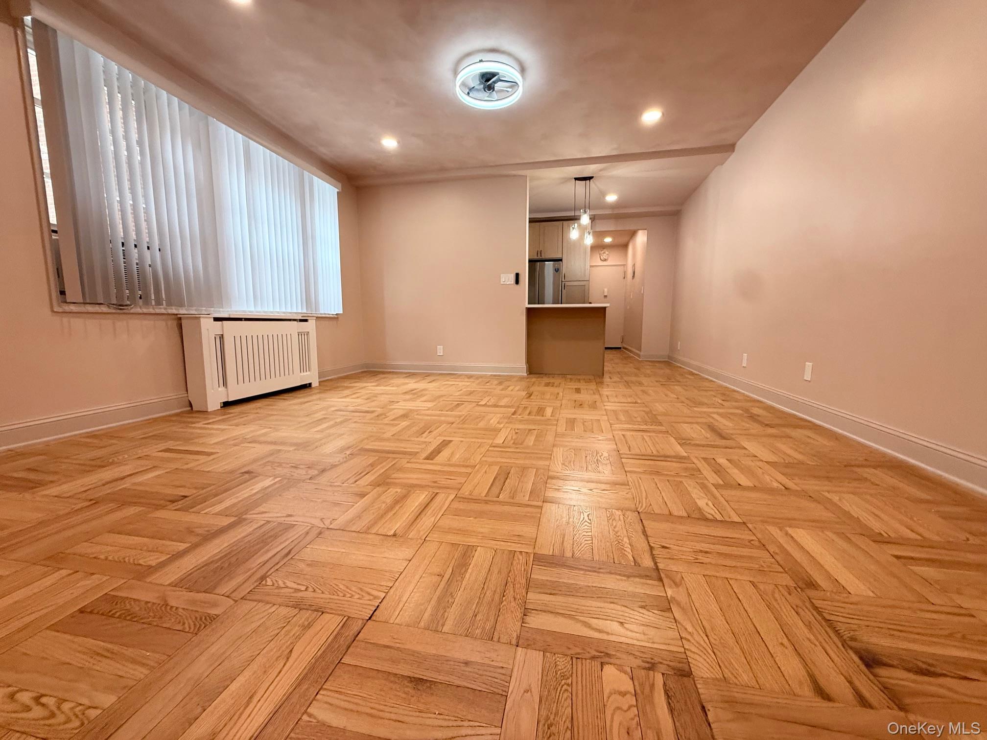1133 Midland Avenue, Unit 1B photo 4