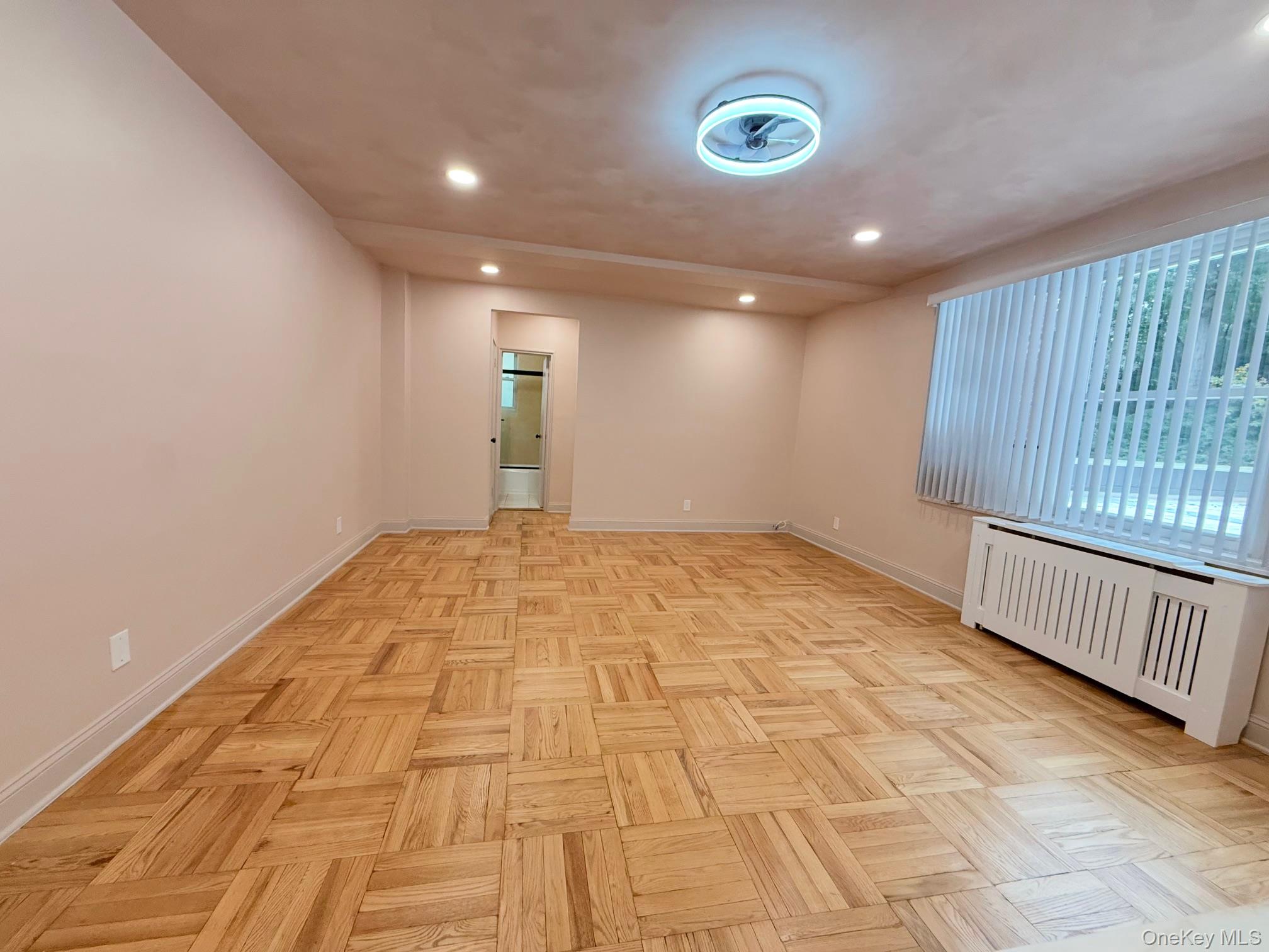 1133 Midland Avenue, Unit 1B photo 5