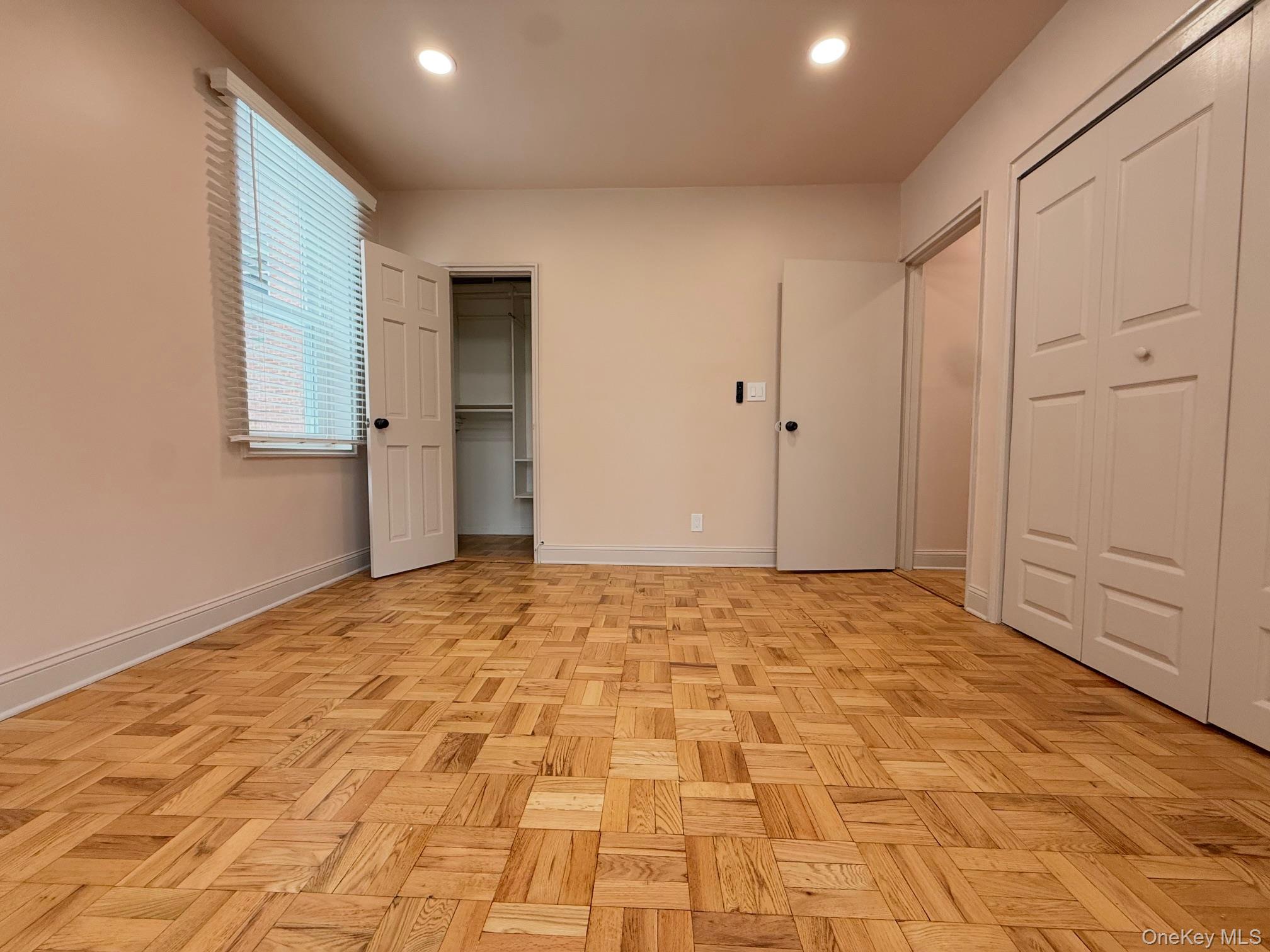 1133 Midland Avenue, Unit 1B photo 10