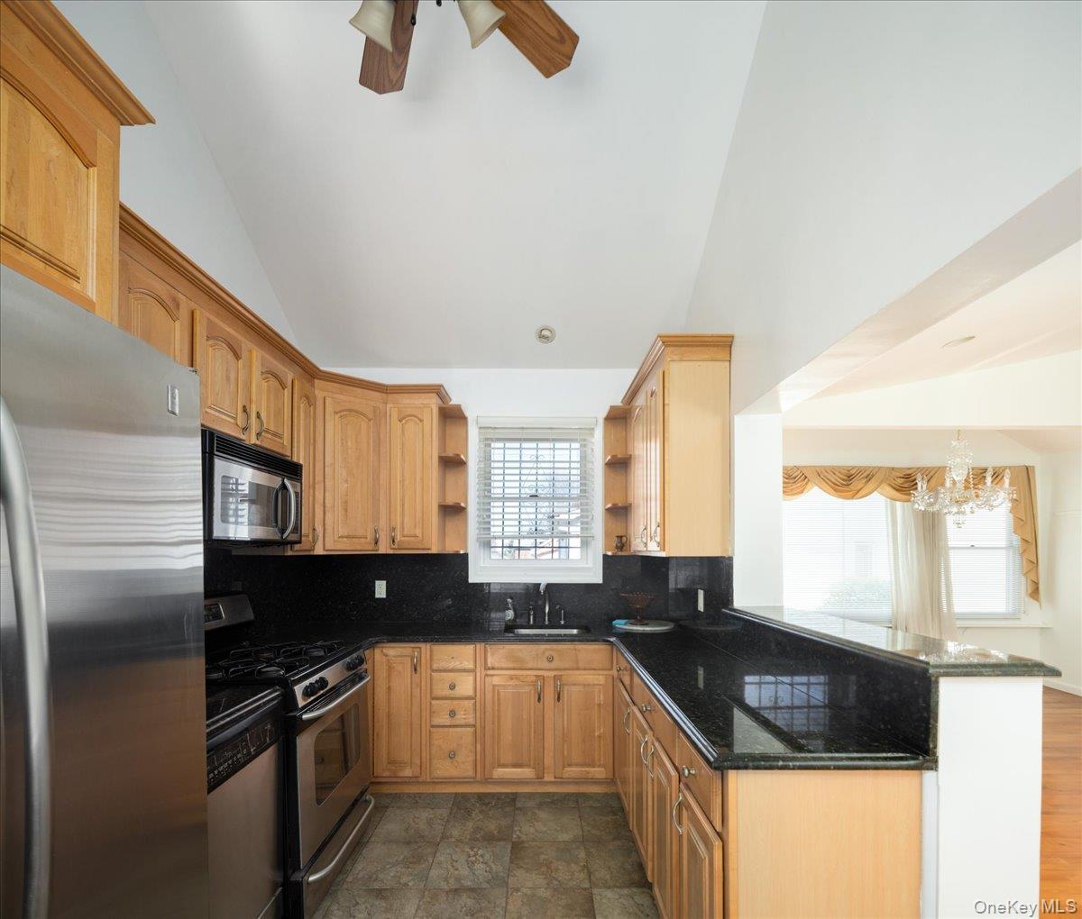 14811 10th Avenue – For Sale photo 10