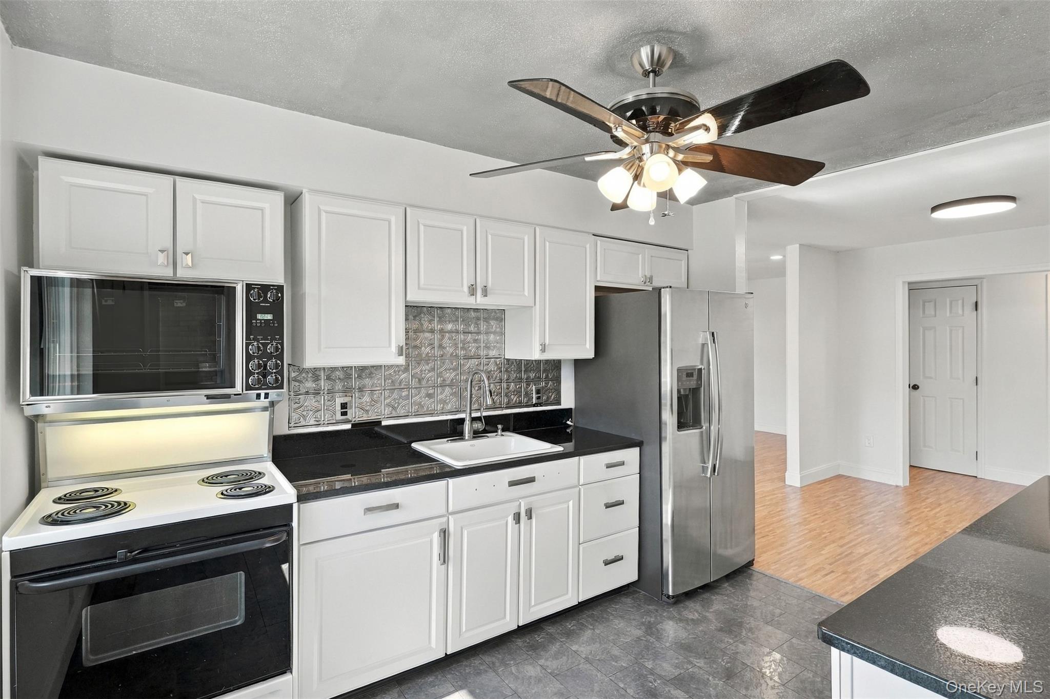 810 Blooming Grove Turnpike, Unit 31 photo 14